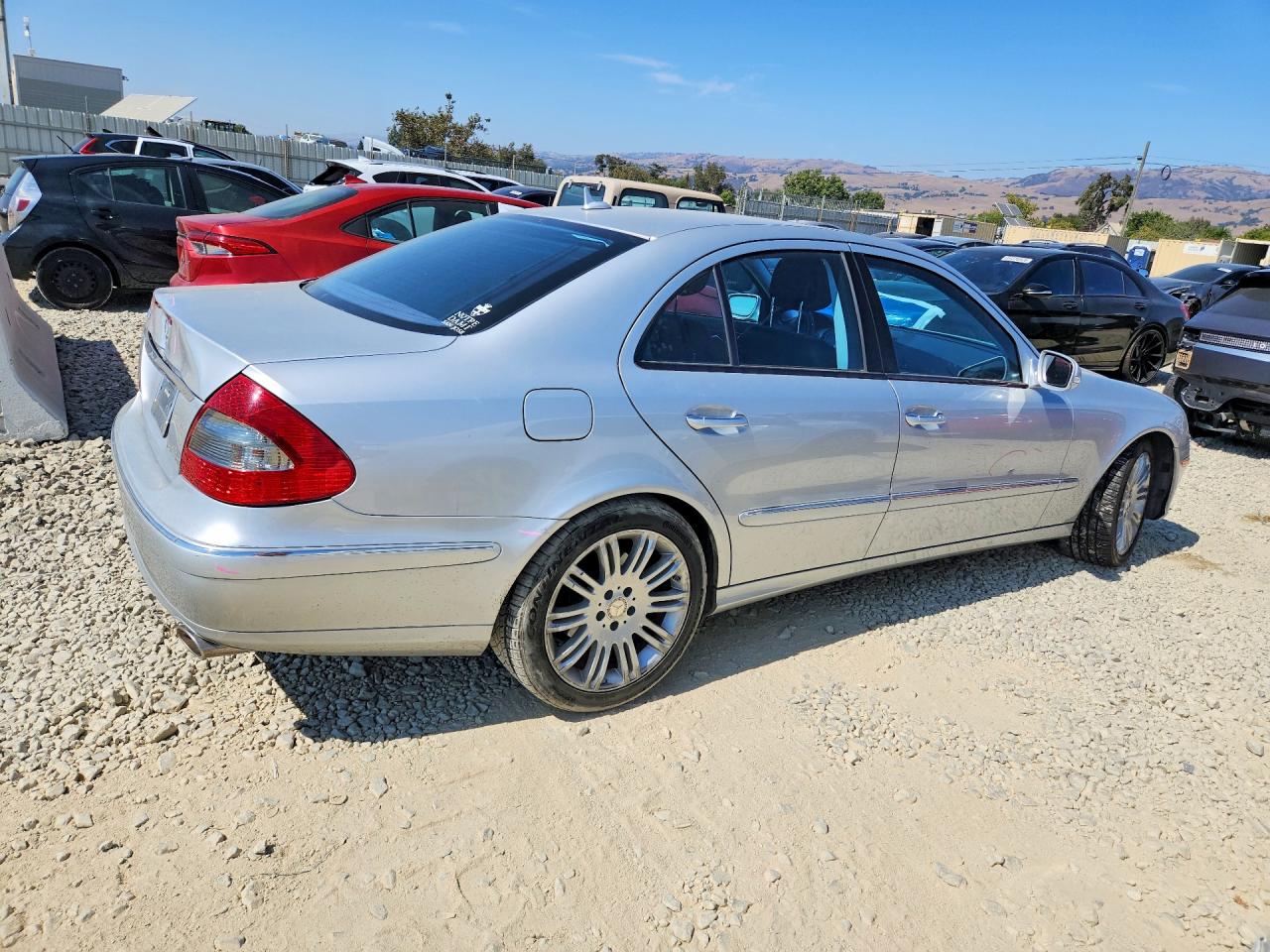 2008 Mercedes-benz E 350 Silver vin: WDBUF56X08B228516