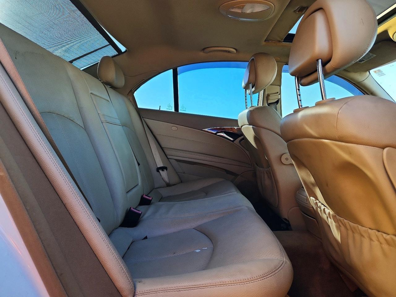 2008 Mercedes-benz E 350 White vin: WDBUF56X08B309872