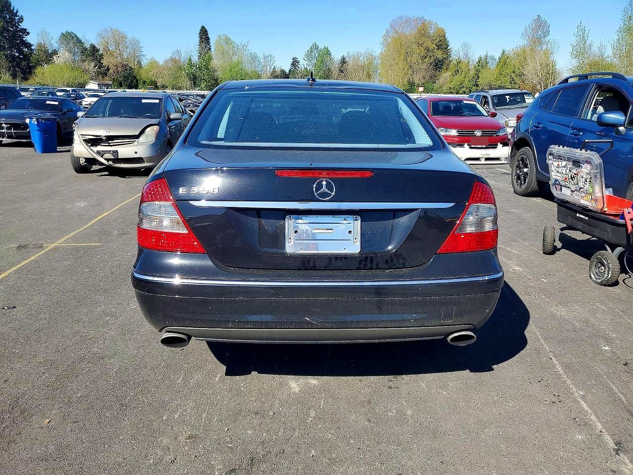 2009 Mercedes-benz E 350 Black vin: WDBUF56X09B383732