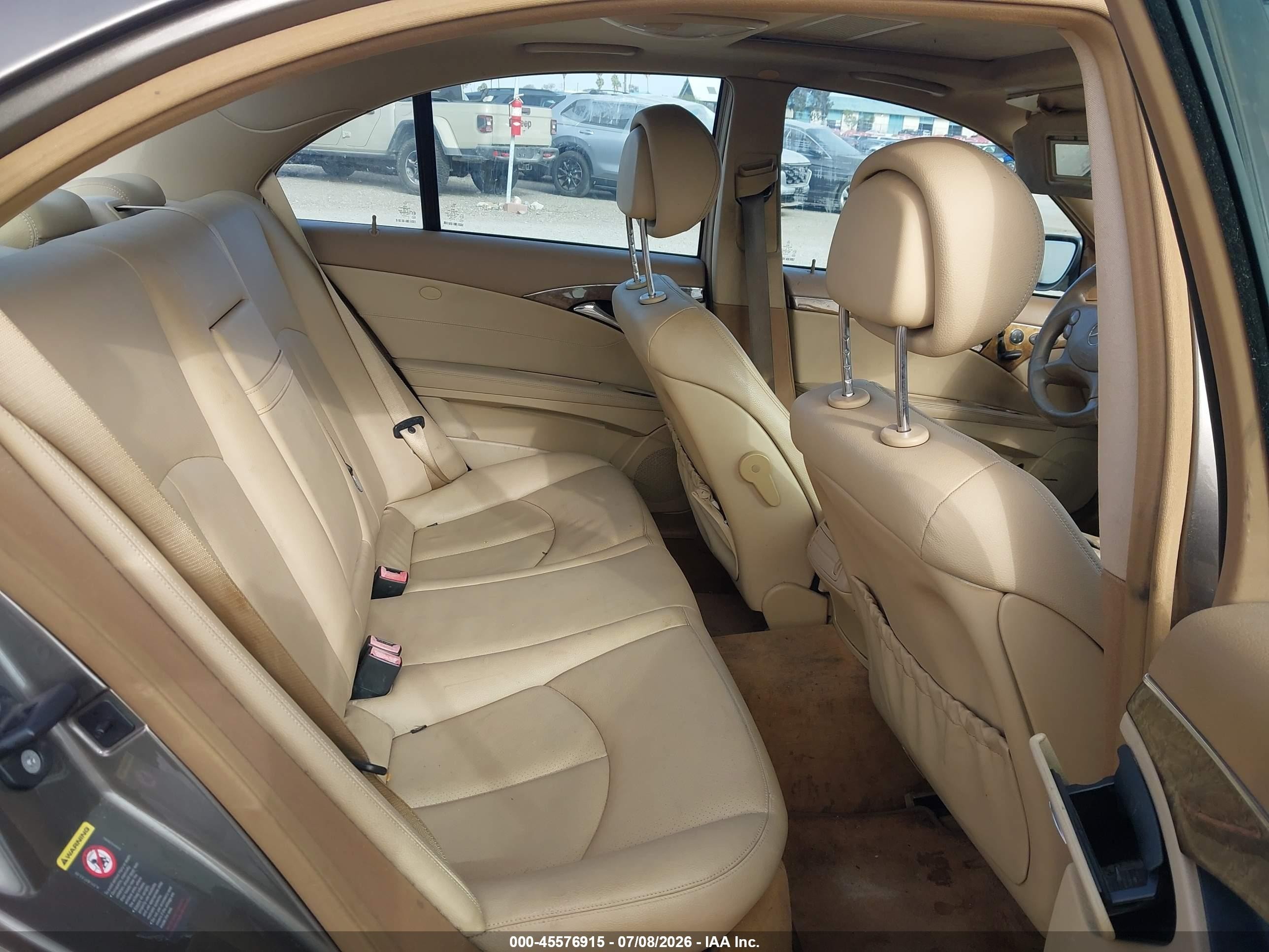 2009 Mercedes-benz E 350   Gray vin: WDBUF56X09B391927