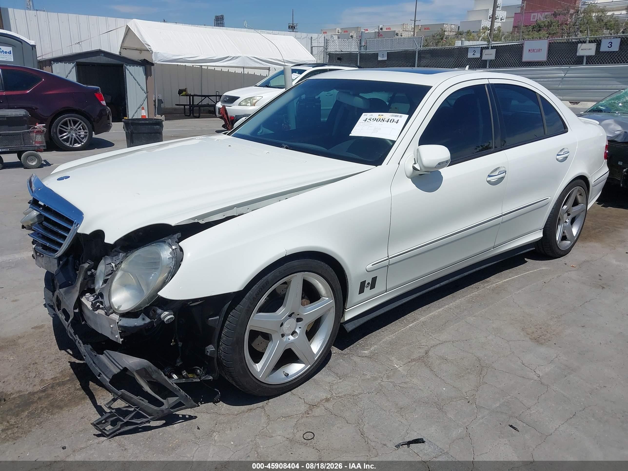 2009 Mercedes-benz E 350   White vin: WDBUF56X09B436459