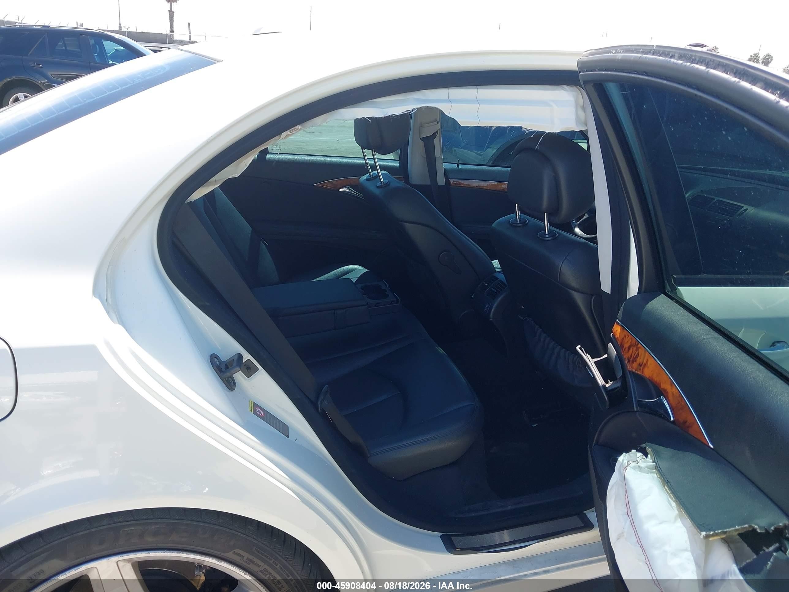 2009 Mercedes-benz E 350   White vin: WDBUF56X09B436459