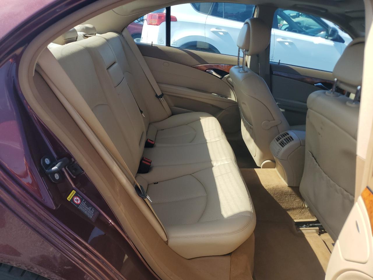 2007 Mercedes-benz E 350 Maroon vin: WDBUF56X17B178532