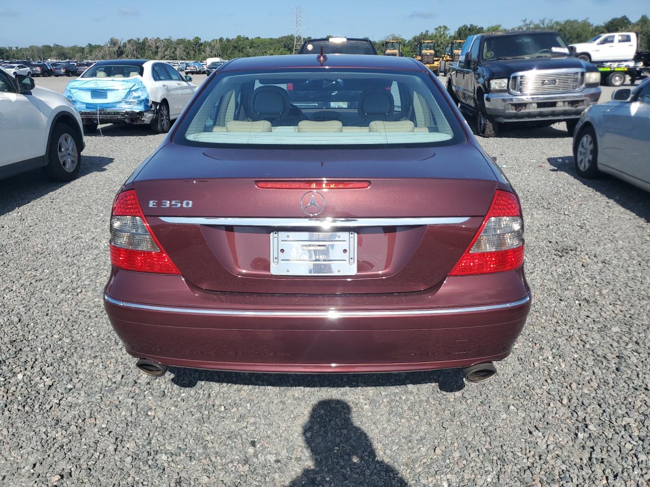 2007 Mercedes-benz E 350 Maroon vin: WDBUF56X17B178532