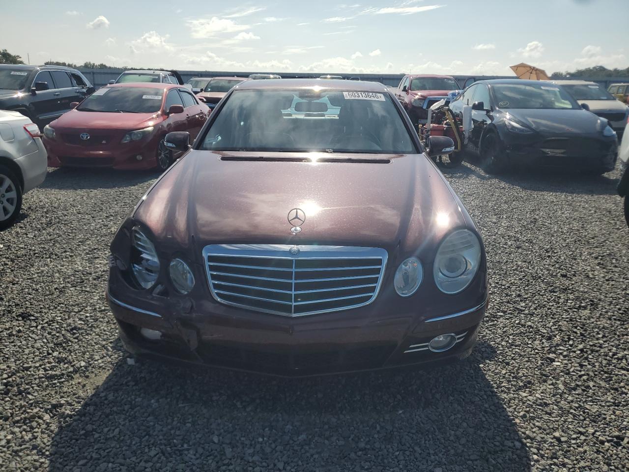 2007 Mercedes-benz E 350 Maroon vin: WDBUF56X17B178532