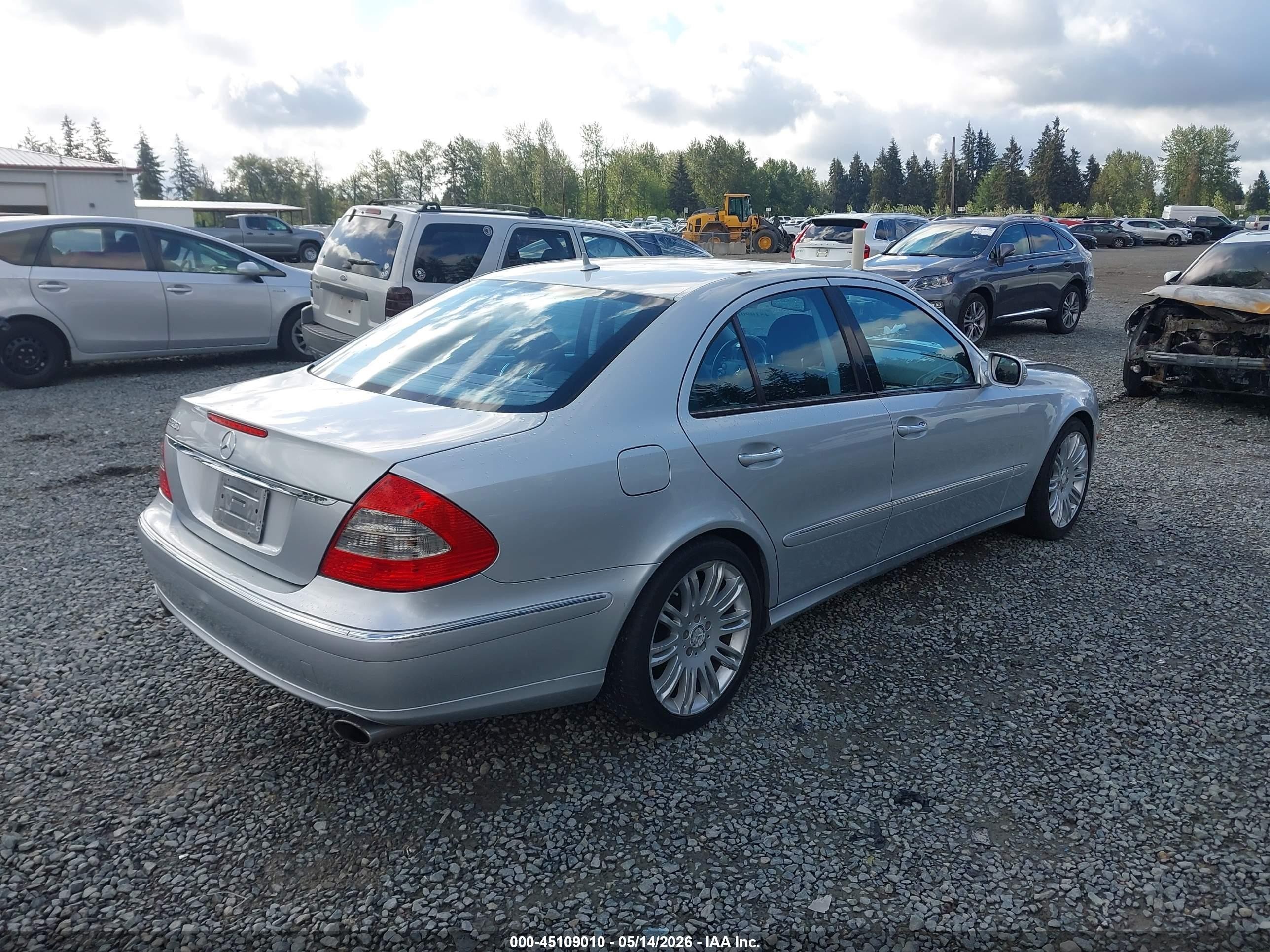 2008 Mercedes-benz E 350   Gray vin: WDBUF56X18B246748