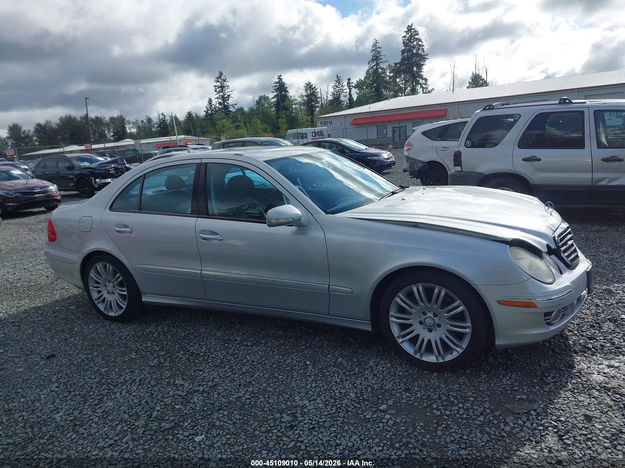 2008 Mercedes-benz E 350   Gray vin: WDBUF56X18B246748