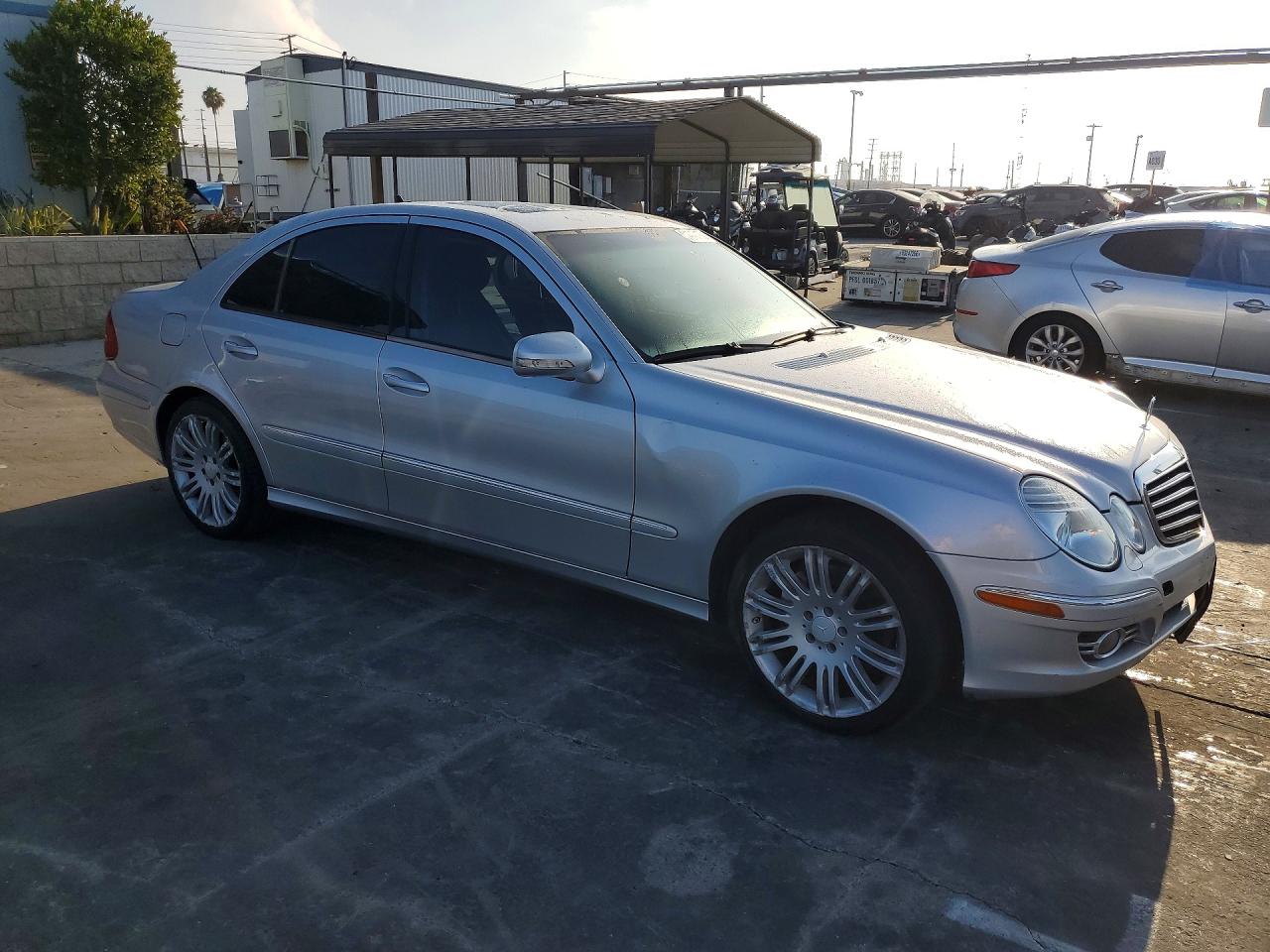 2008 Mercedes-benz E 350 Silver vin: WDBUF56X18B259161