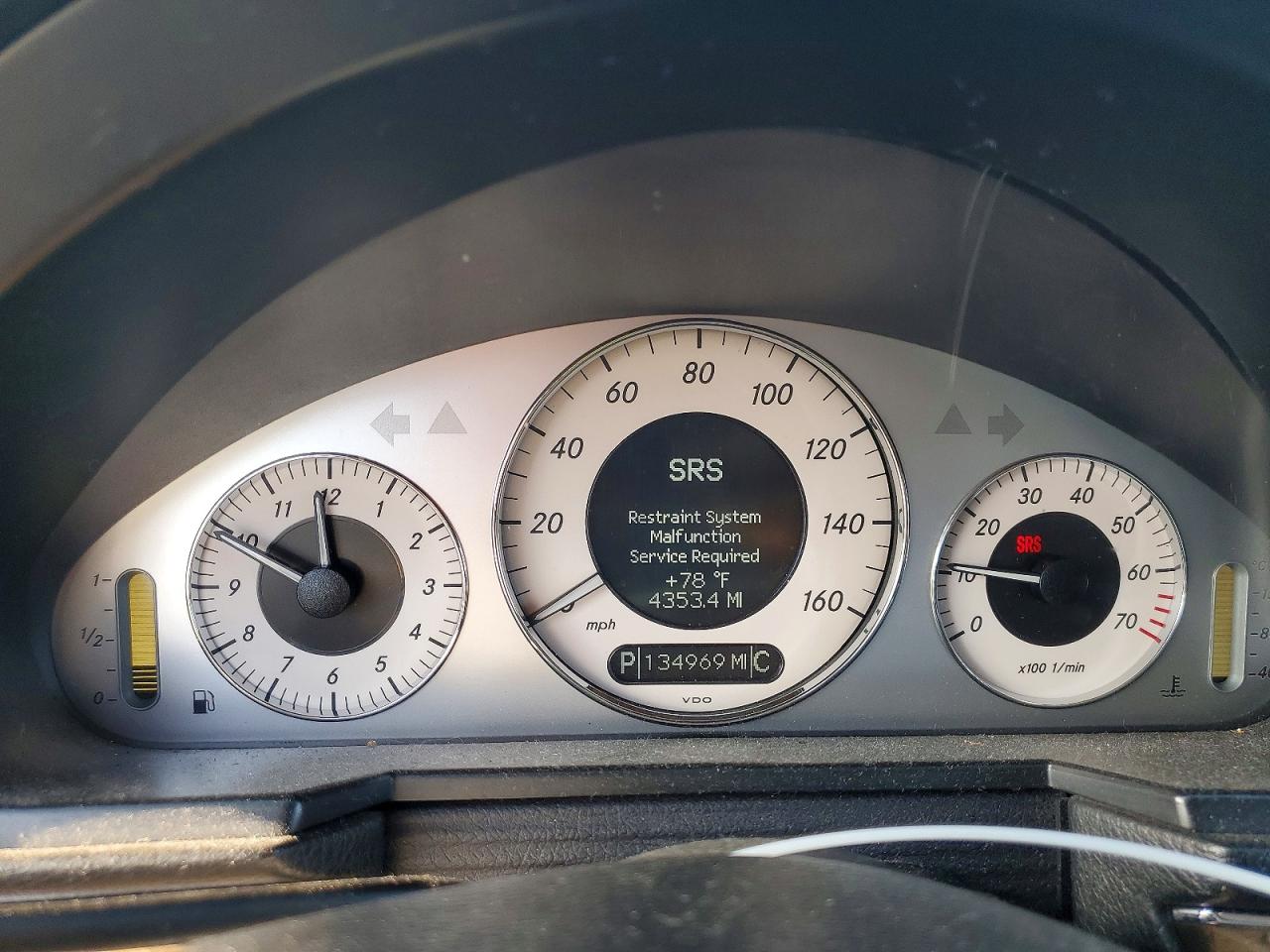 2008 Mercedes-benz E 350 Silver vin: WDBUF56X18B259161