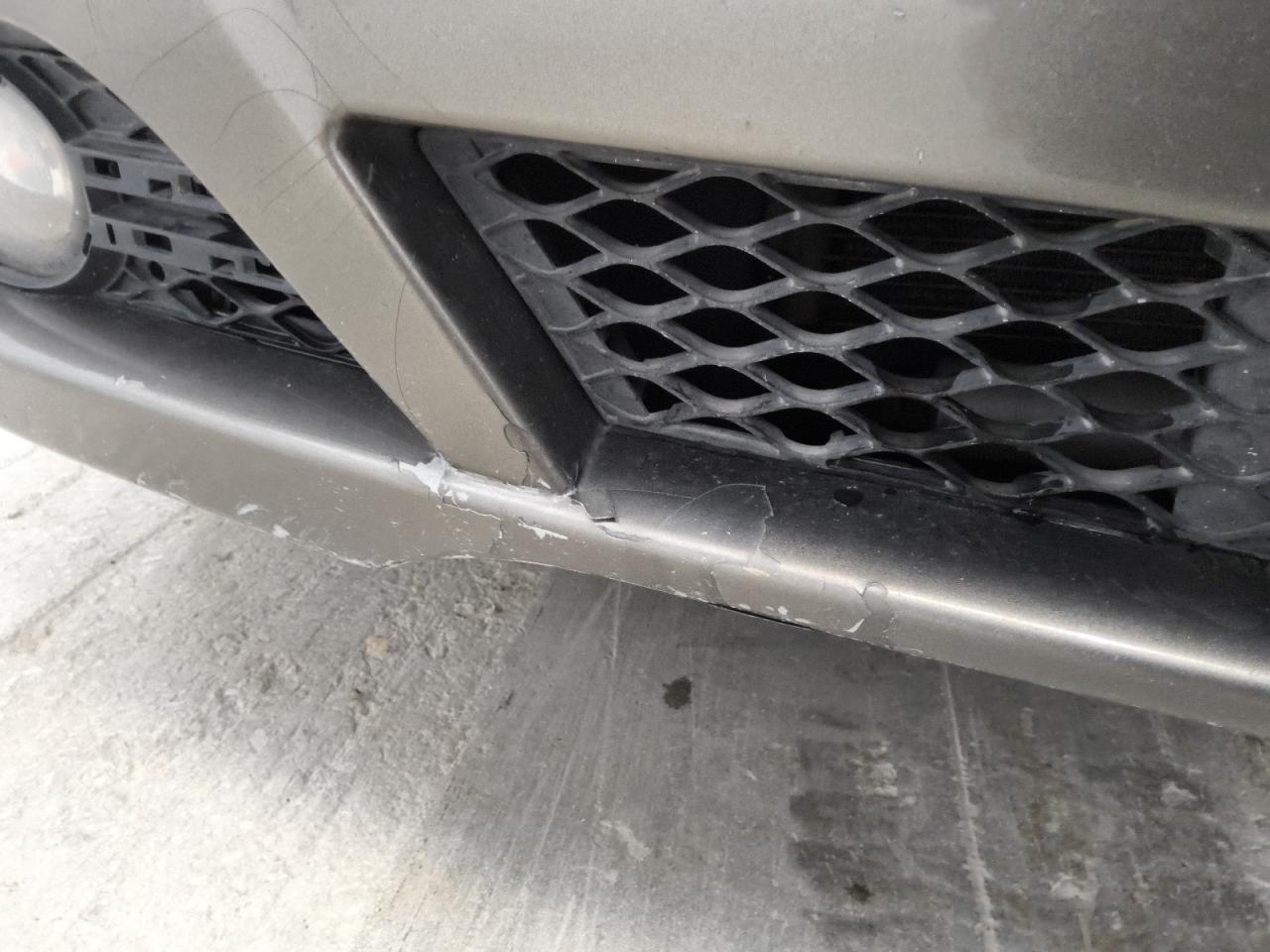 2008 Mercedes-benz E 350 Gray vin: WDBUF56X18B302851 Damage: Front Bumper, Peeling, > 12 Inches