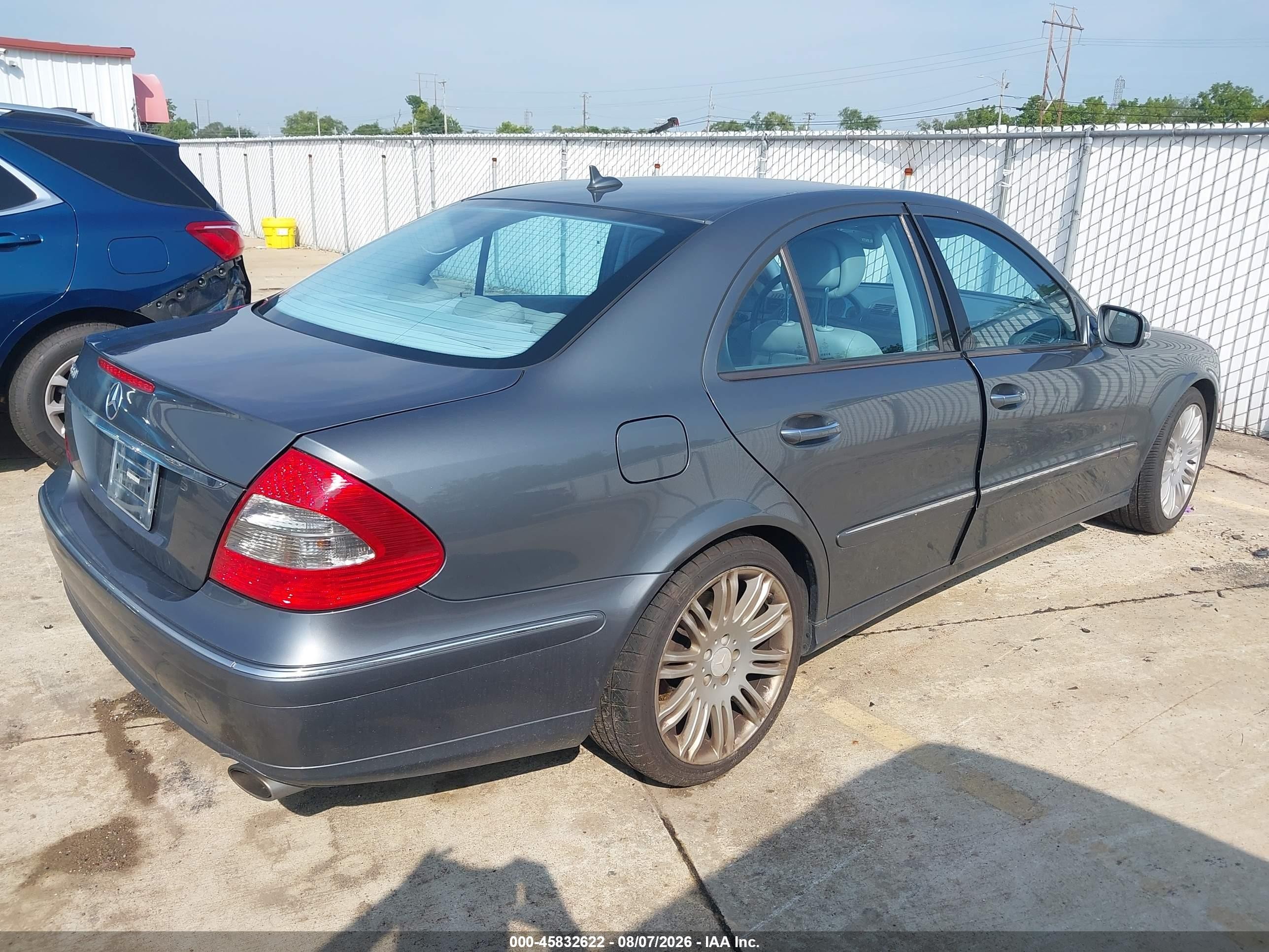 2008 Mercedes-benz E 350   Gray vin: WDBUF56X18B304227