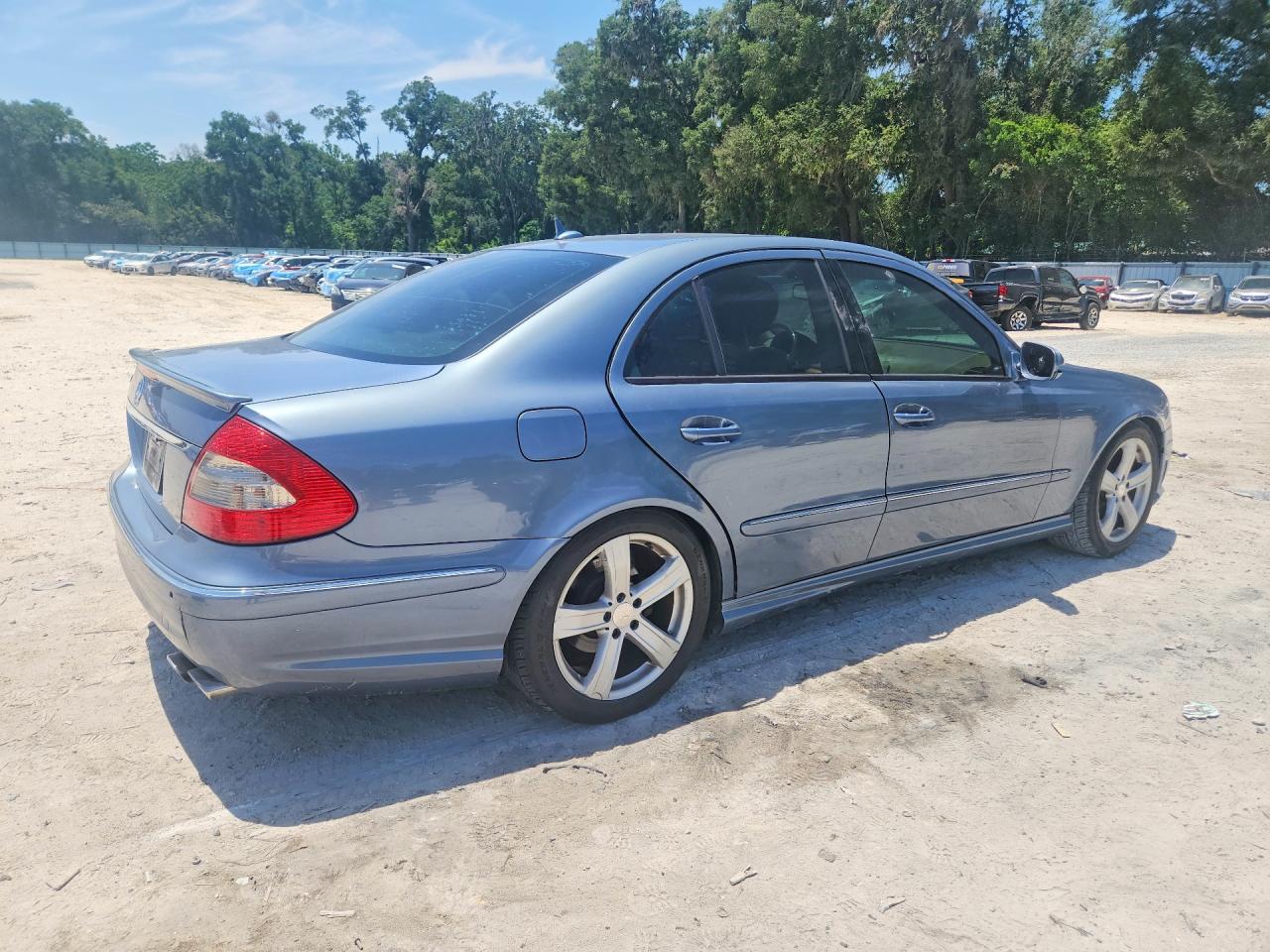 2007 Mercedes-benz E 350 Blue vin: WDBUF56X27B002993