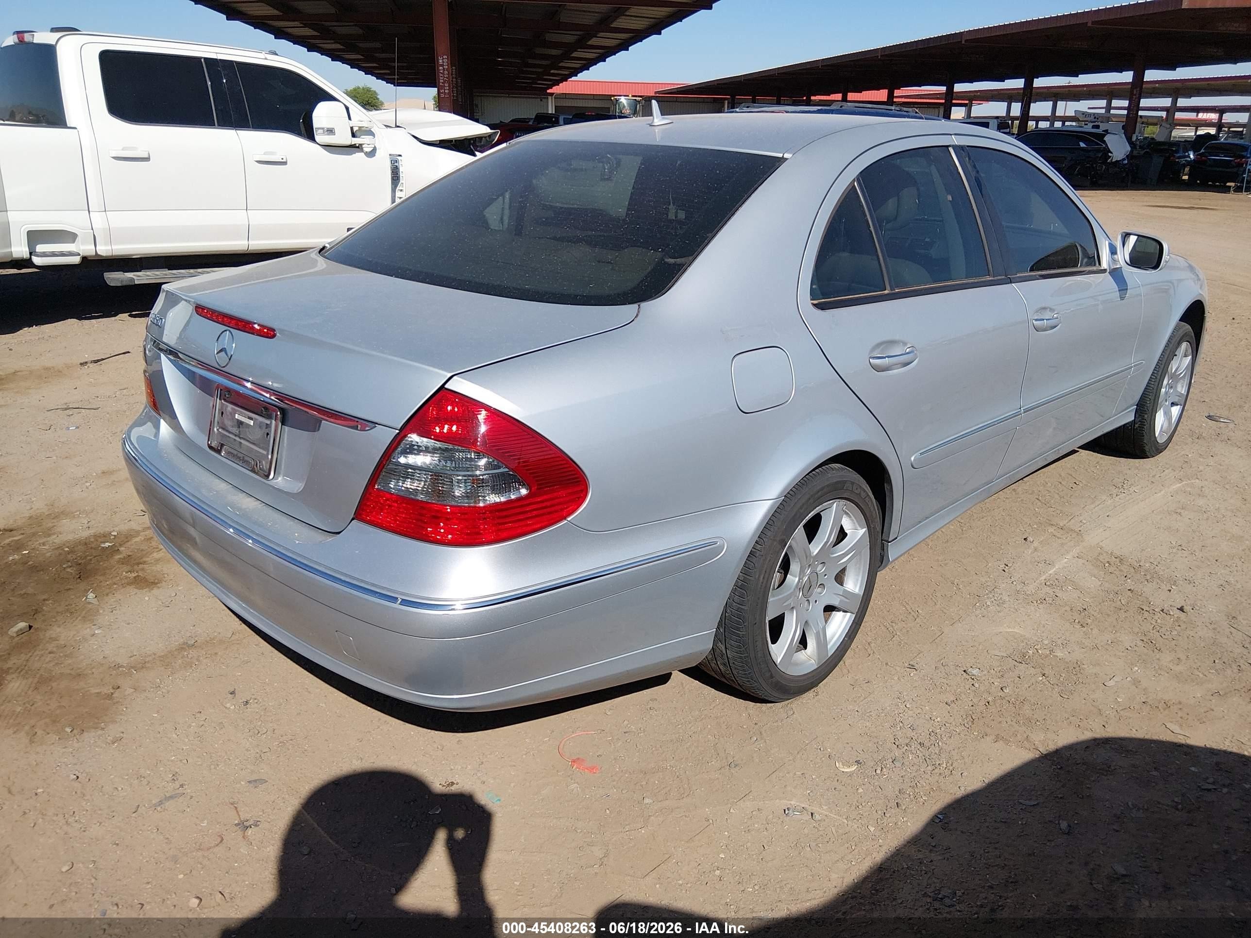 2007 Mercedes-benz E 350   Silver vin: WDBUF56X27B057833