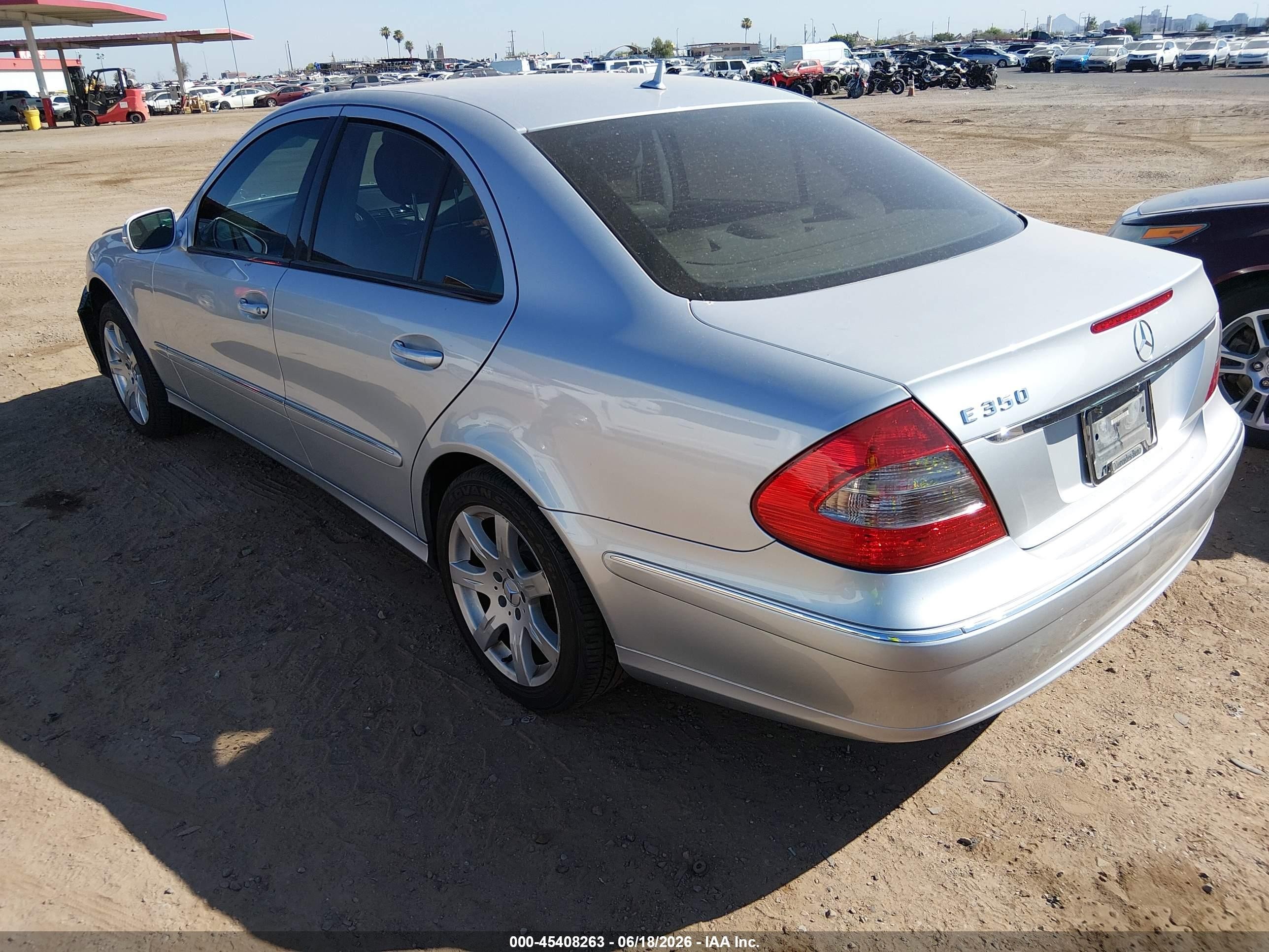 2007 Mercedes-benz E 350   Silver vin: WDBUF56X27B057833