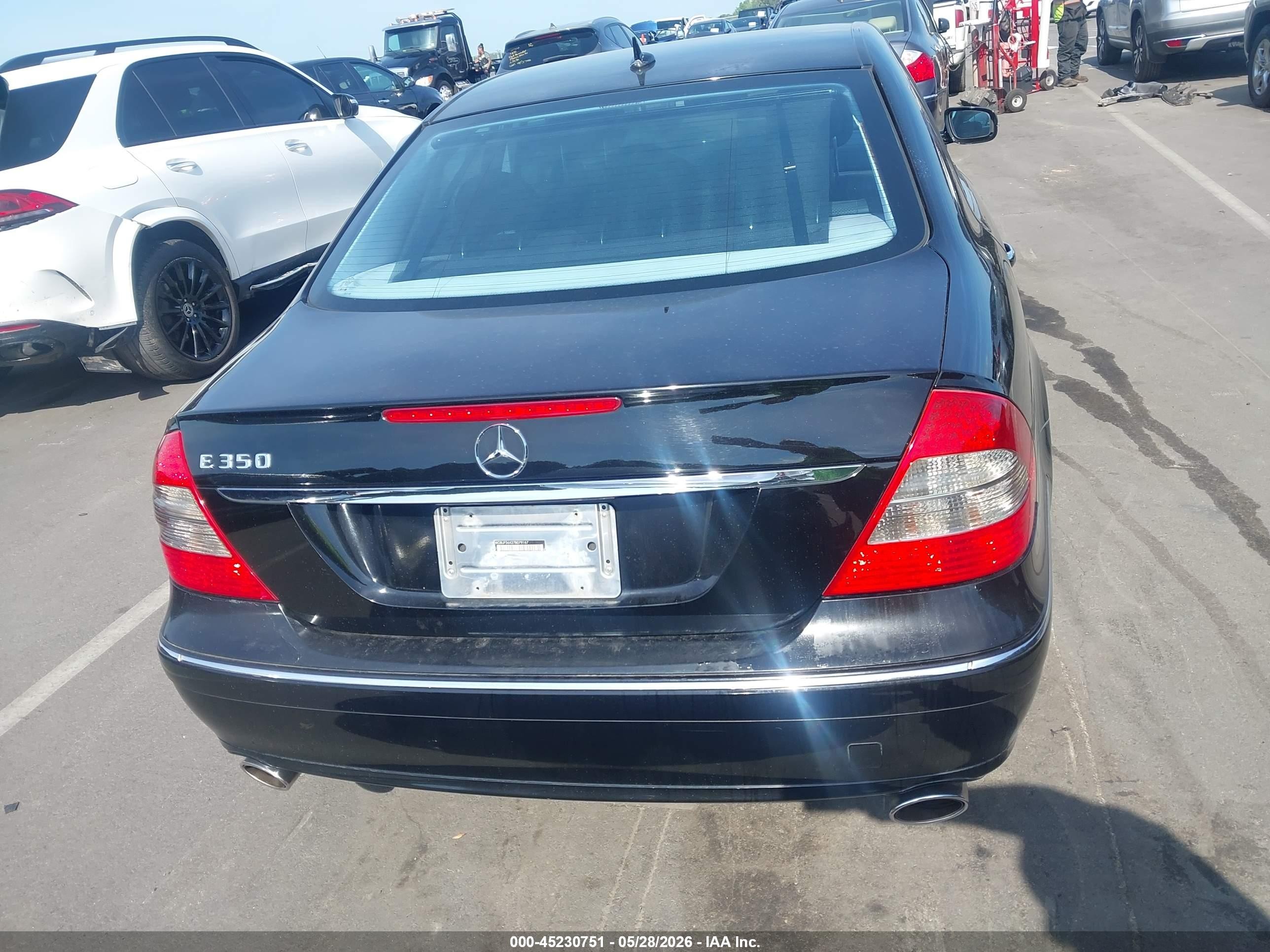 2007 Mercedes-benz E 350   Black vin: WDBUF56X27B079167