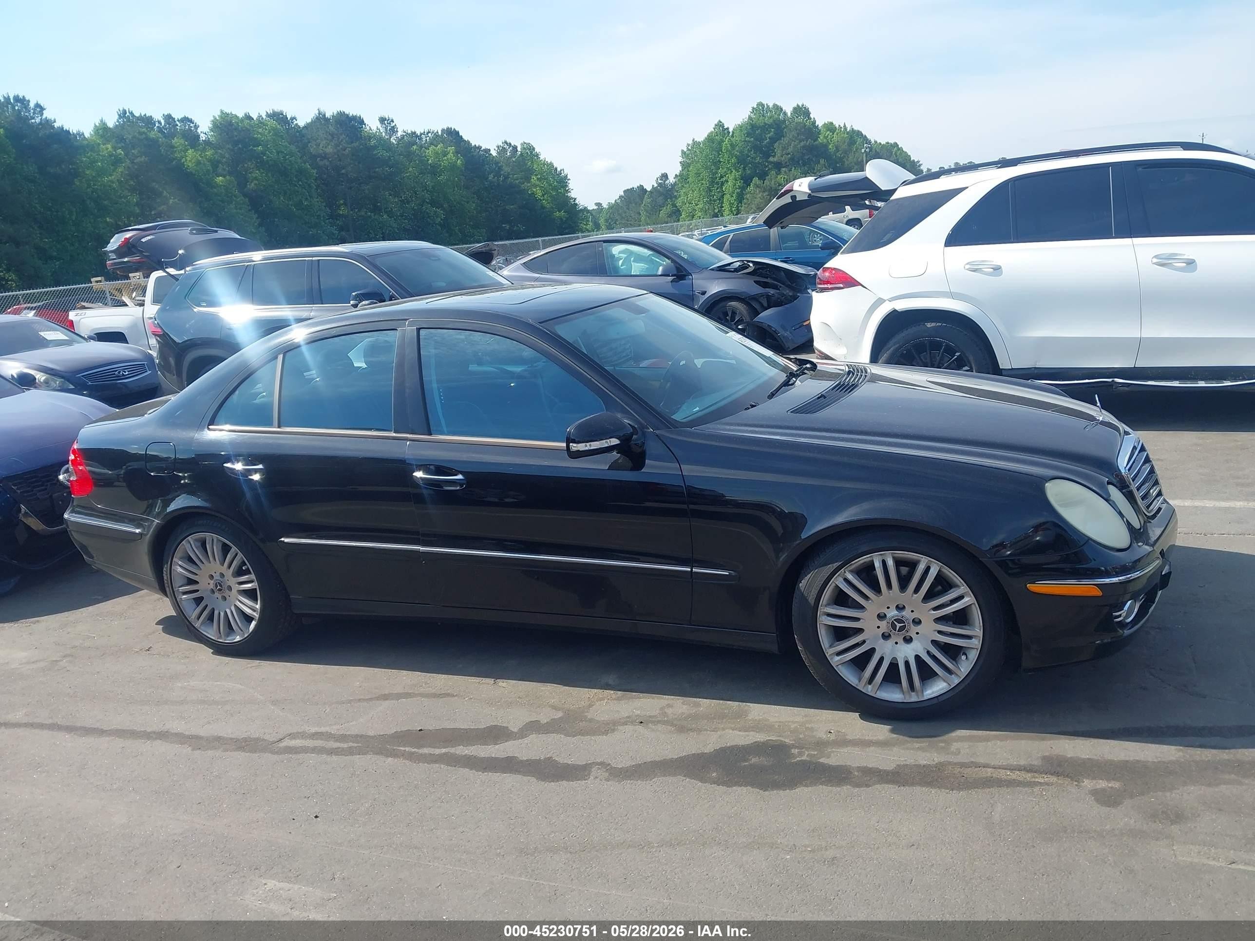 2007 Mercedes-benz E 350   Black vin: WDBUF56X27B079167