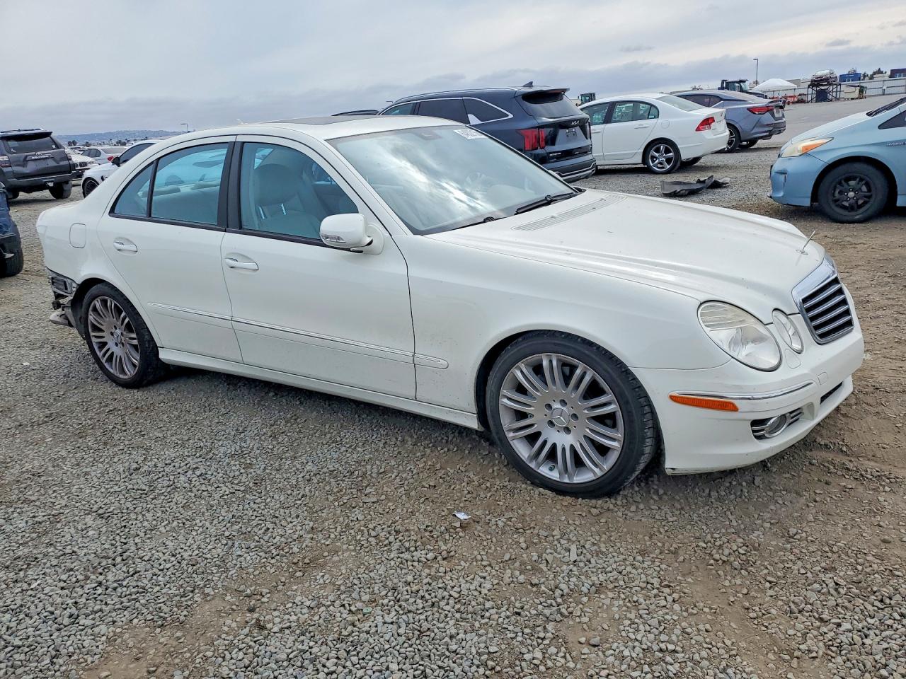 2008 Mercedes-benz E 350 Белый vin: WDBUF56X28B253191