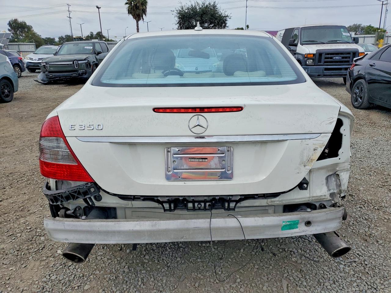 2008 Mercedes-benz E 350 Белый vin: WDBUF56X28B253191