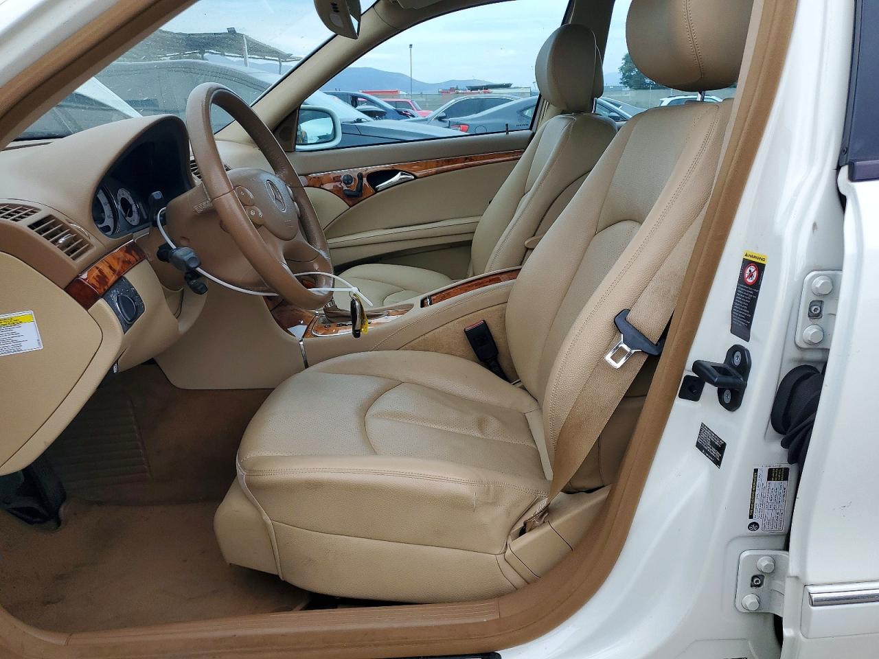2008 Mercedes-benz E 350 Белый vin: WDBUF56X28B253191