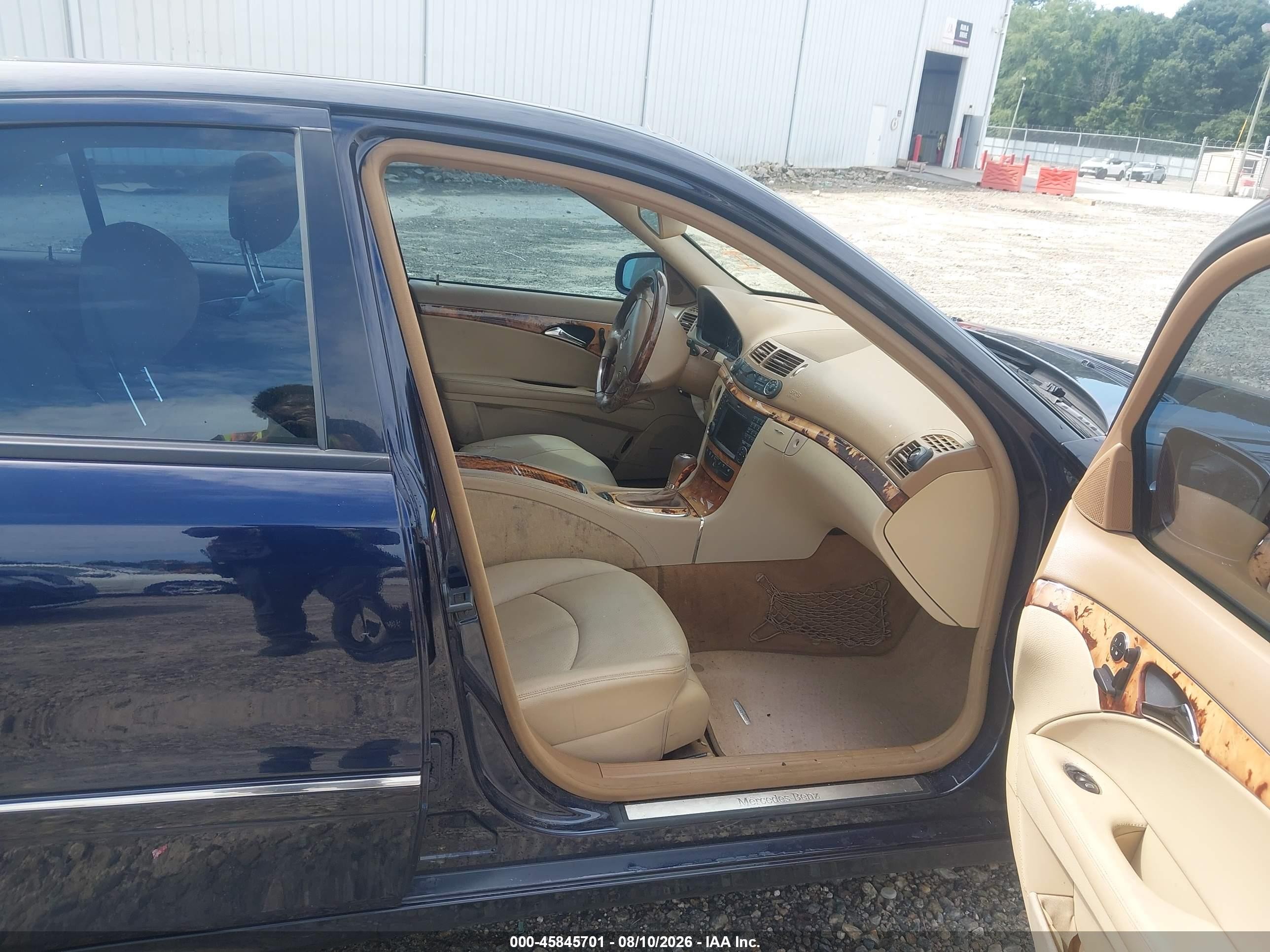 2009 Mercedes-benz E 350   Синий vin: WDBUF56X29B425477
