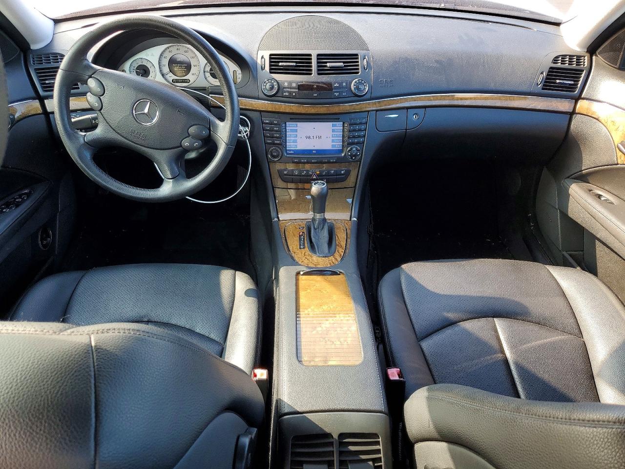 2007 Mercedes-benz E 350 Silver vin: WDBUF56X37B070722
