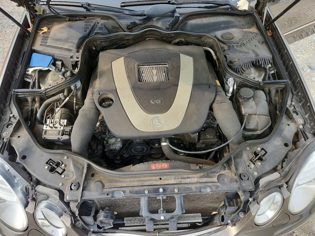 2009 Mercedes-benz E 350 Gray vin: WDBUF56X39B407568