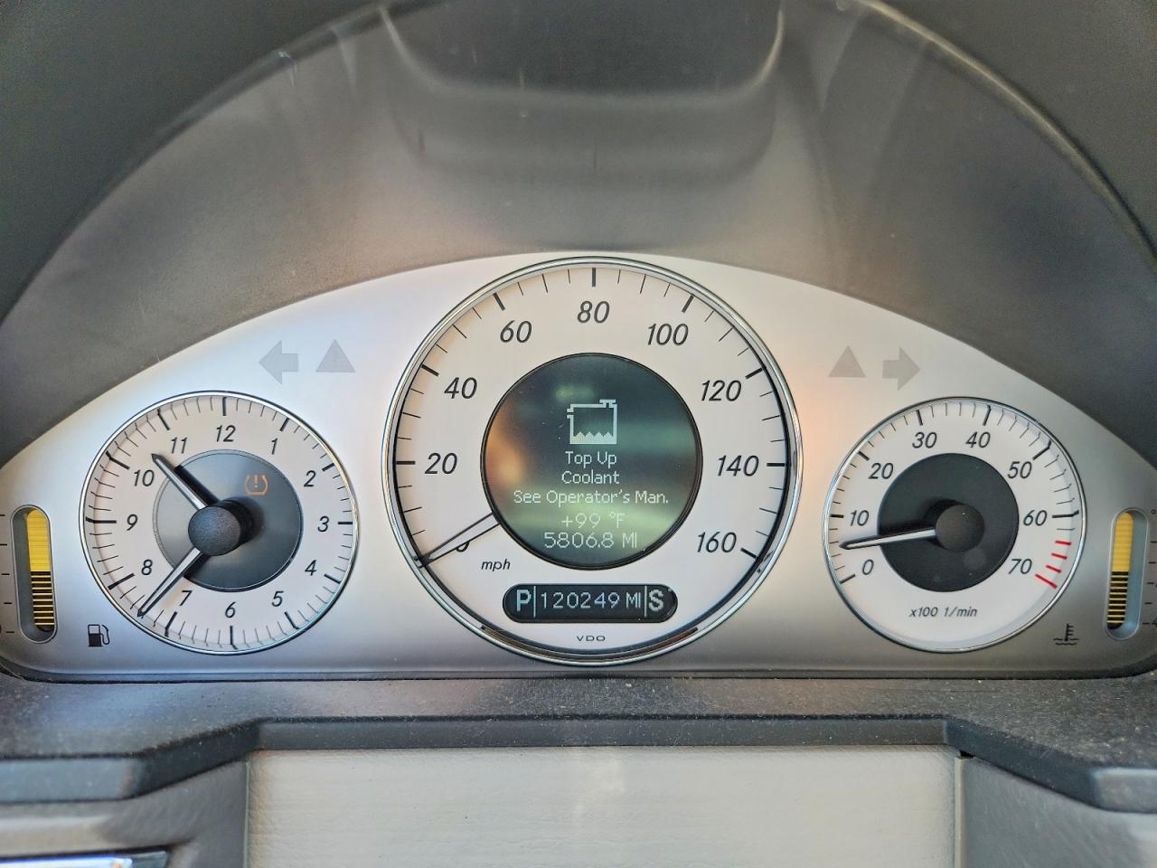 2009 Mercedes-benz E 350 Silver vin: WDBUF56X39B425973