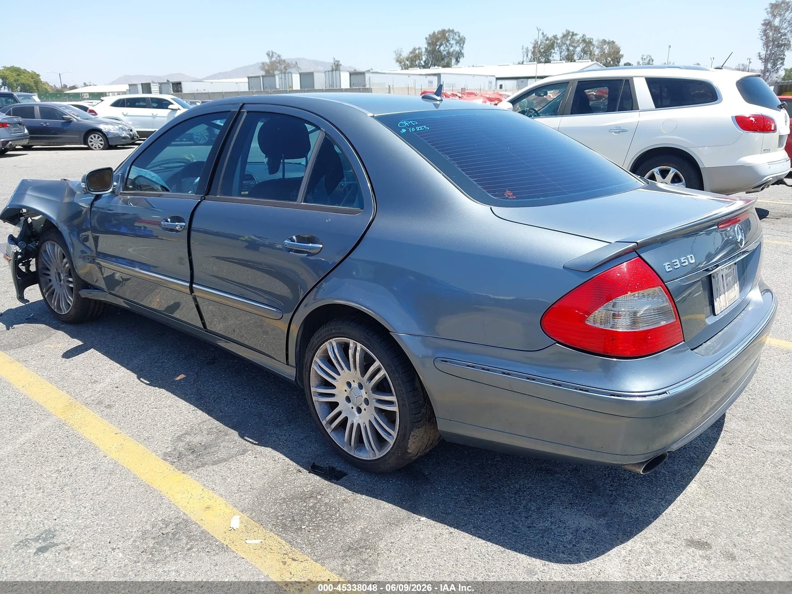 2007 Mercedes-benz E 350   Коричневый vin: WDBUF56X47B009475