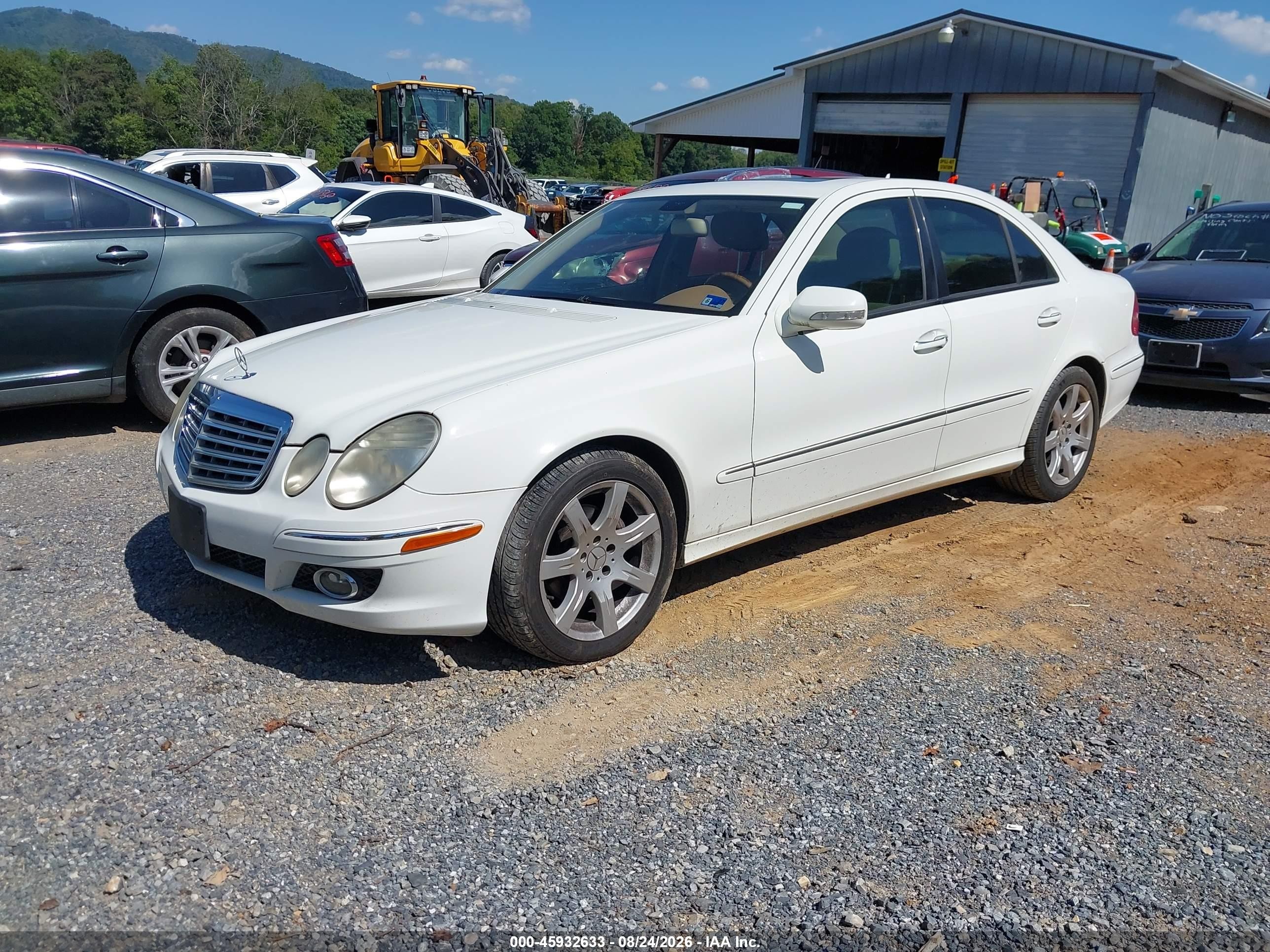 2007 Mercedes-benz E 350 White vin: WDBUF56X47B024719