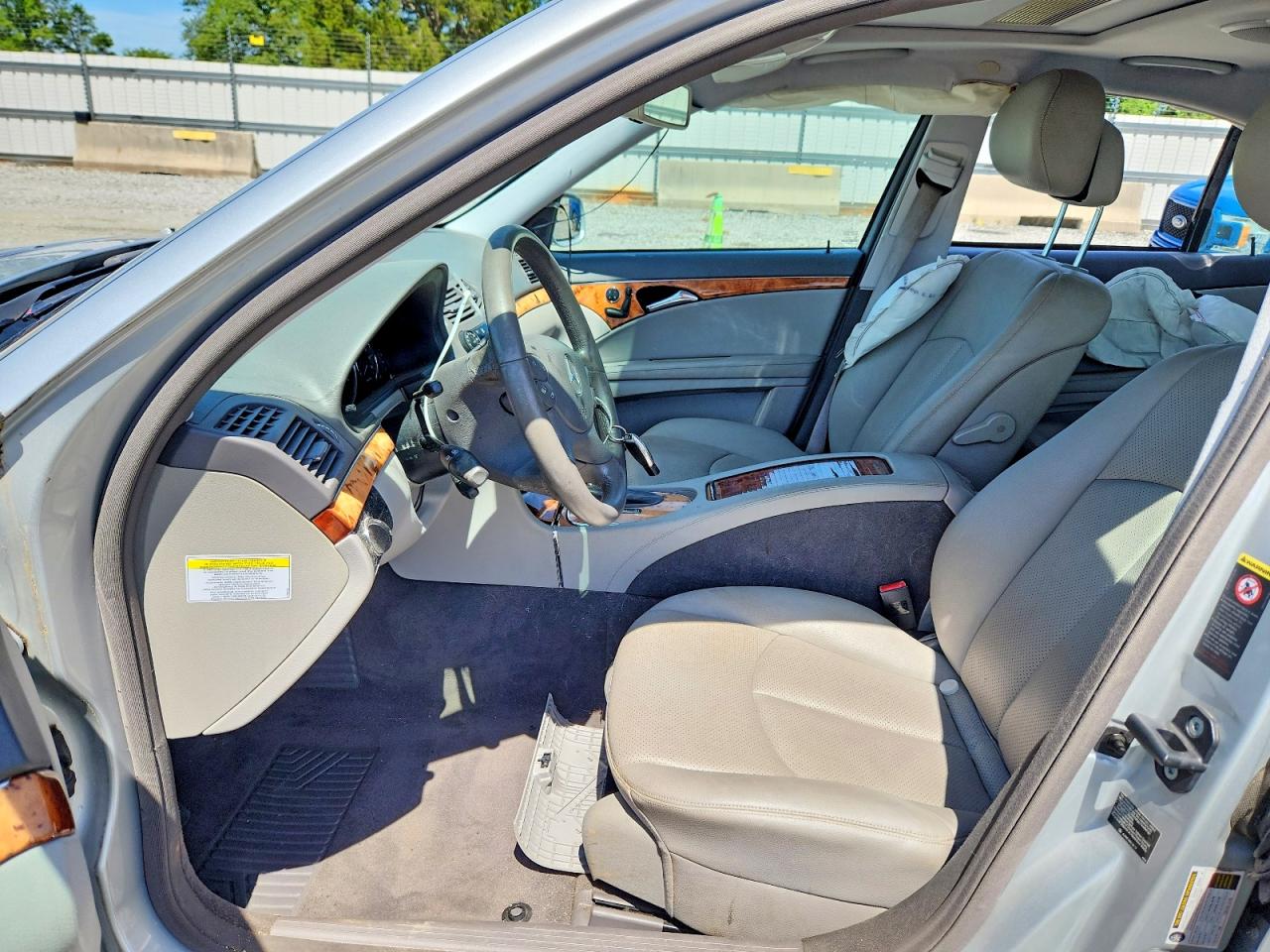 2007 Mercedes-benz E 350 Silver vin: WDBUF56X47B077727