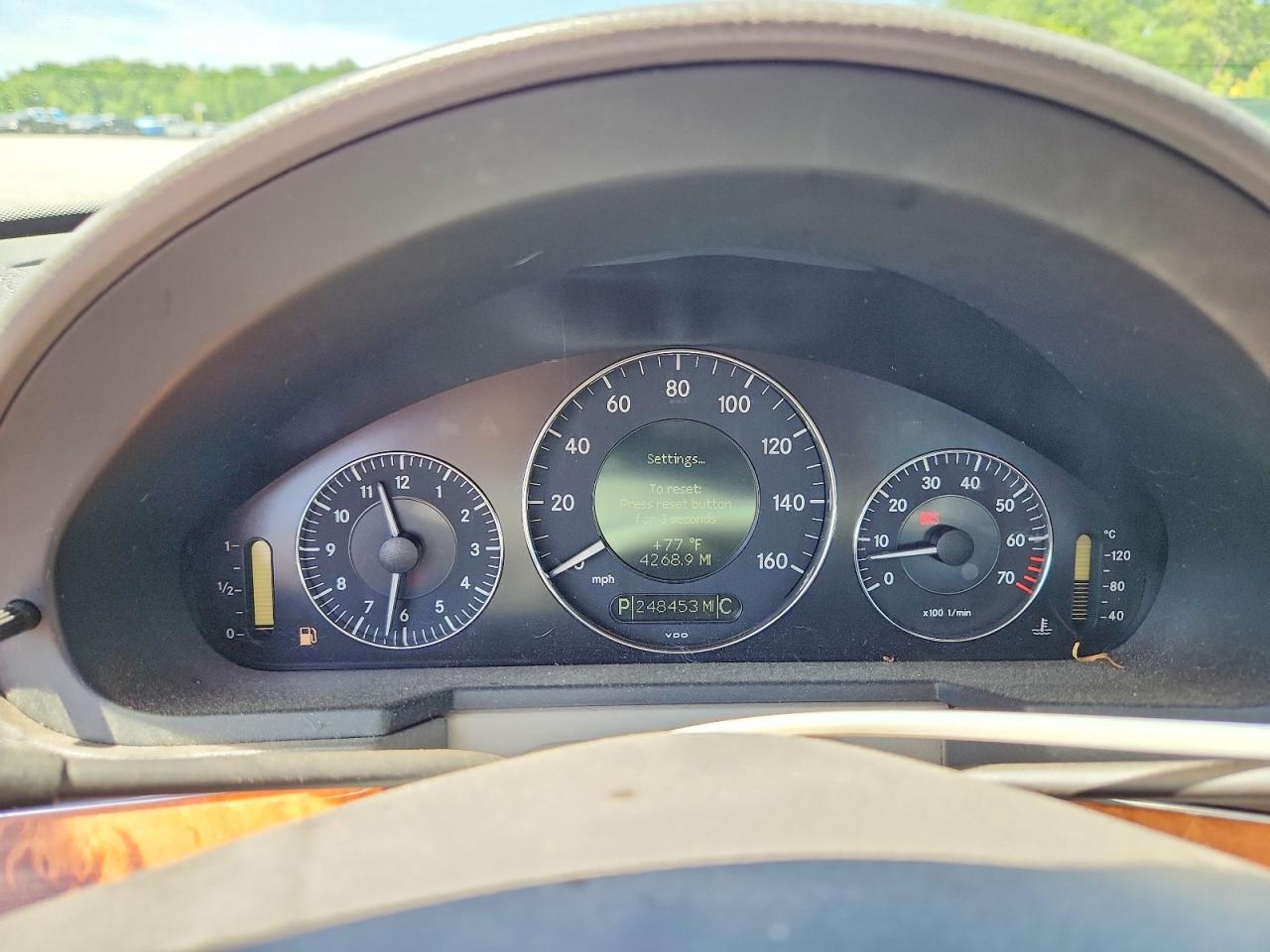 2007 Mercedes-benz E 350 Silver vin: WDBUF56X47B077727
