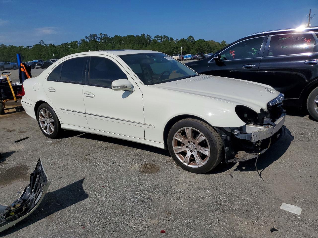 2009 Mercedes-benz E 350 White vin: WDBUF56X49B428624