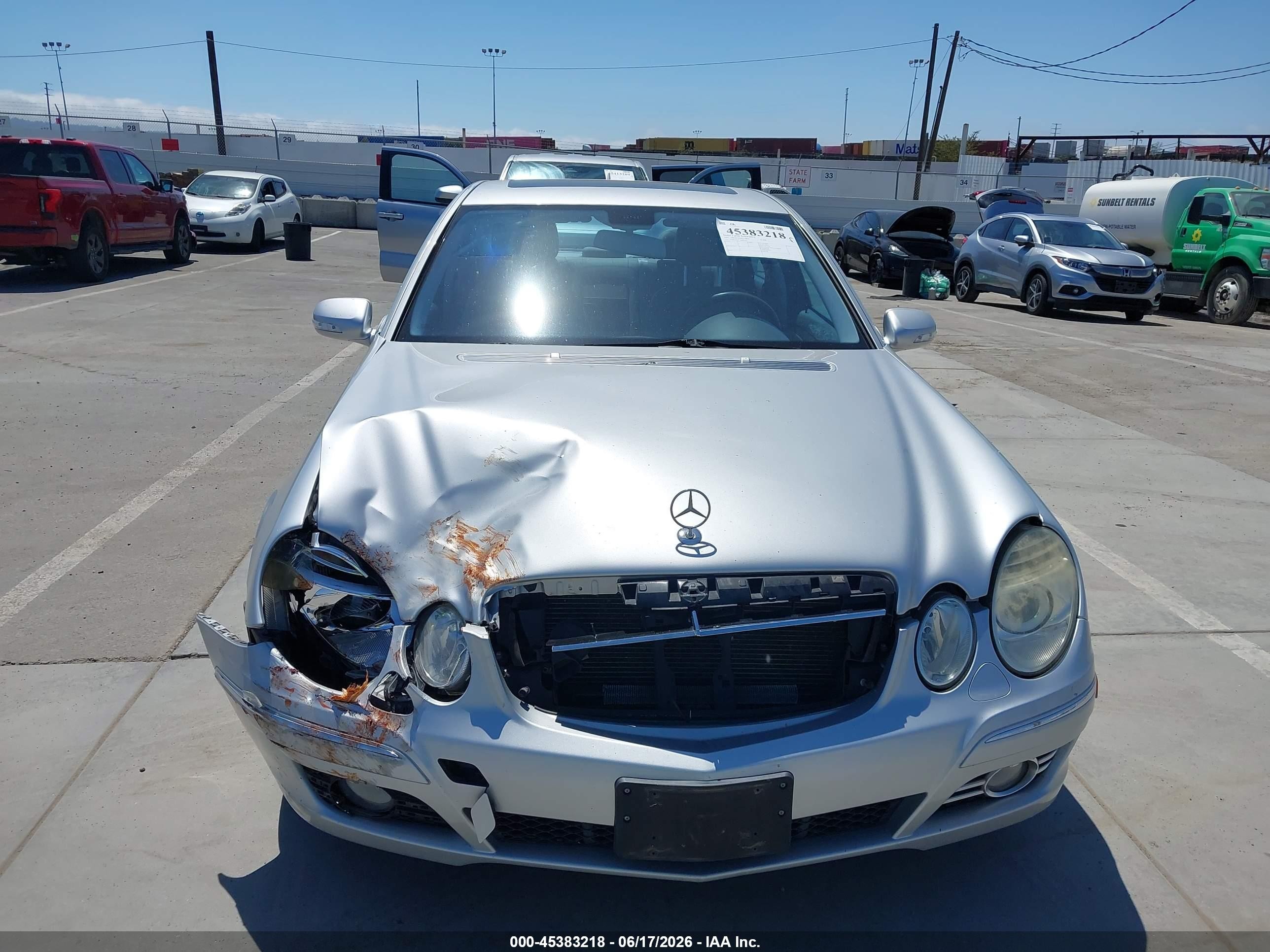 2007 Mercedes-benz E 350   Silver vin: WDBUF56X57B085660