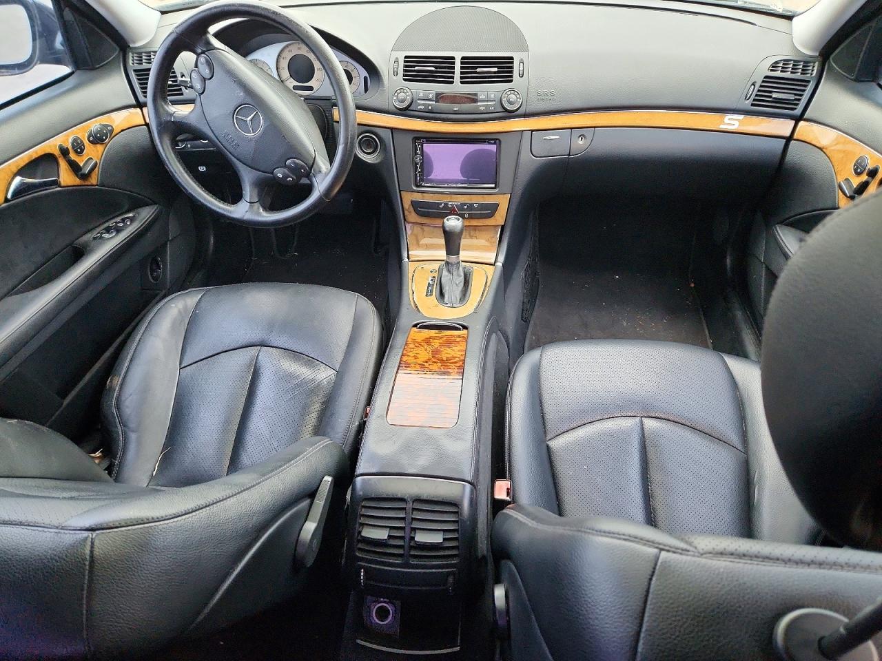 2007 Mercedes-benz E 350 Black vin: WDBUF56X57B111271