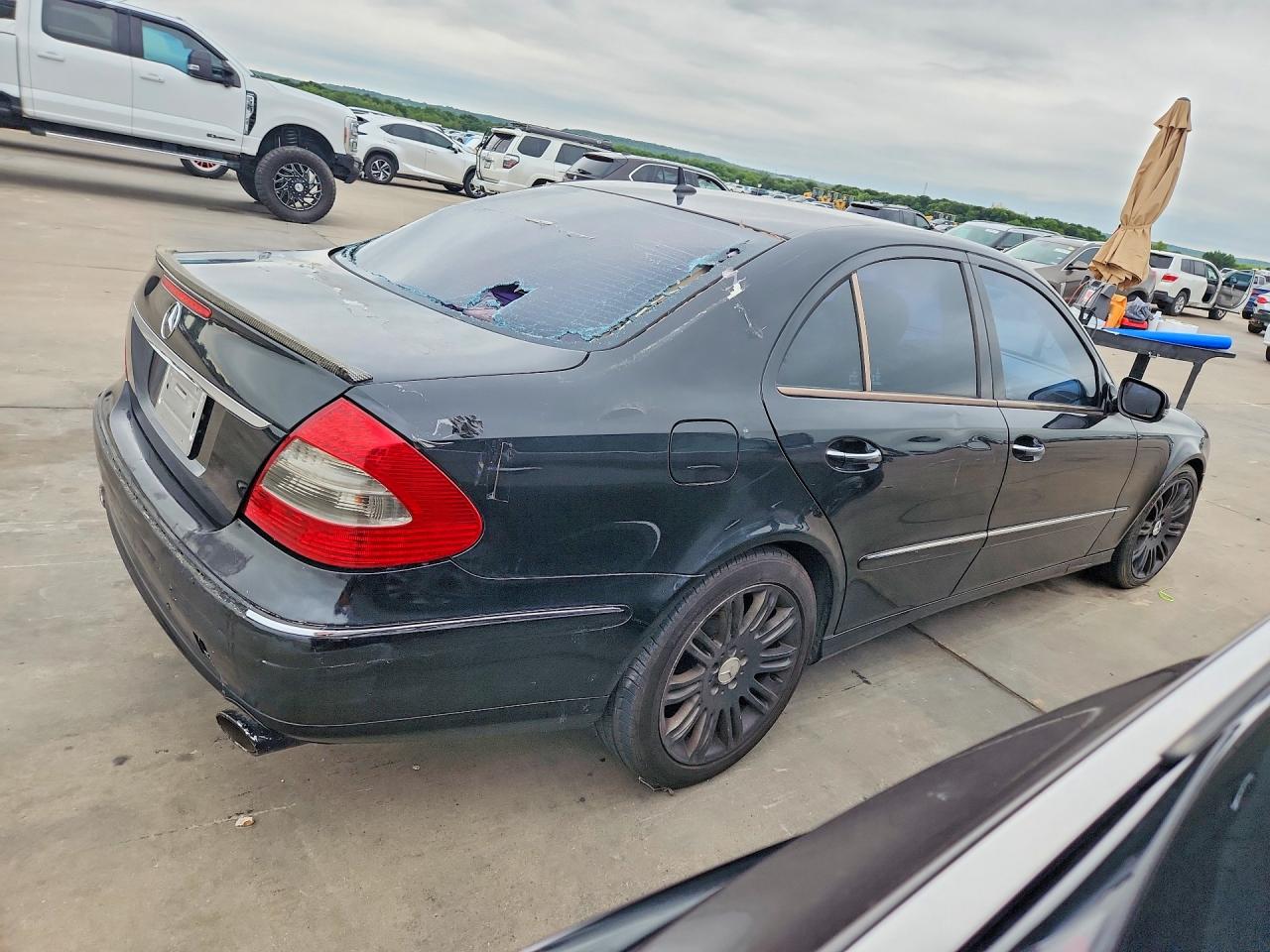 2007 Mercedes-benz E 350 Black vin: WDBUF56X57B111271