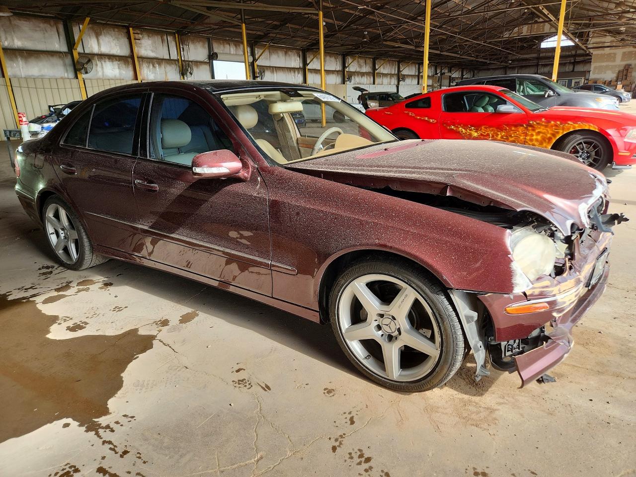 2009 Mercedes-benz E 350 Red vin: WDBUF56X59B369731