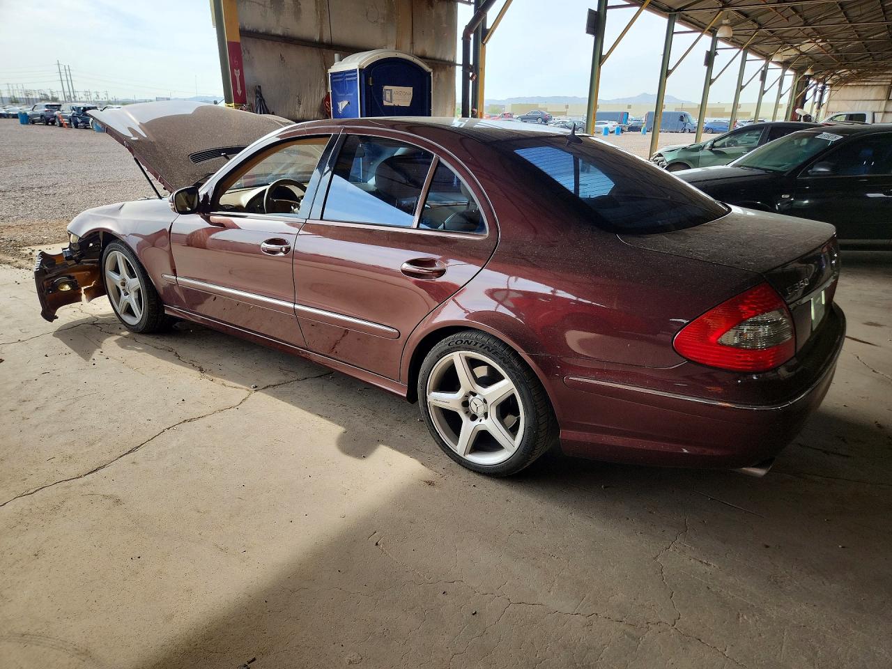 2009 Mercedes-benz E 350 Red vin: WDBUF56X59B369731