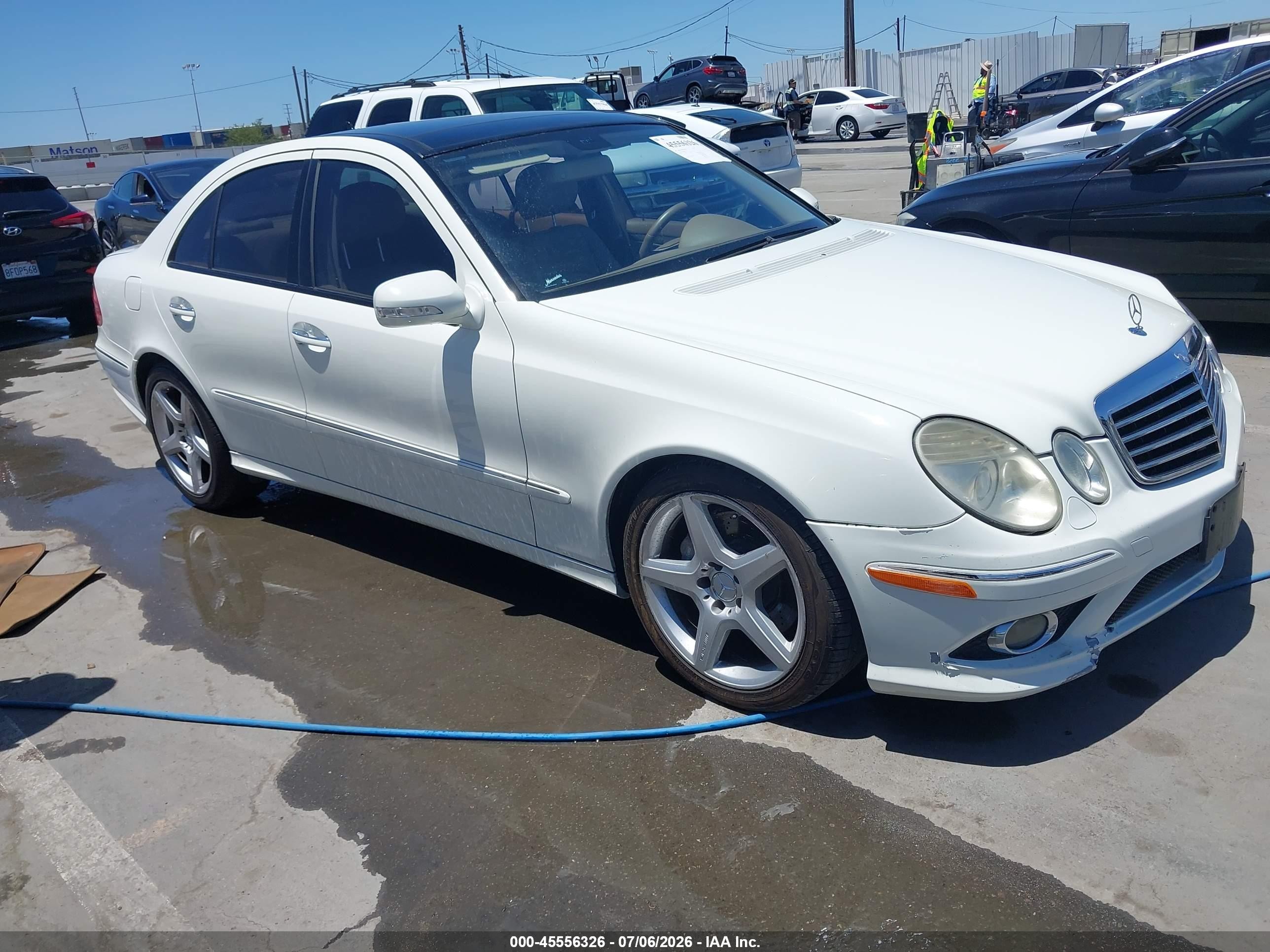 2009 Mercedes-benz E 350   White vin: WDBUF56X59B417101