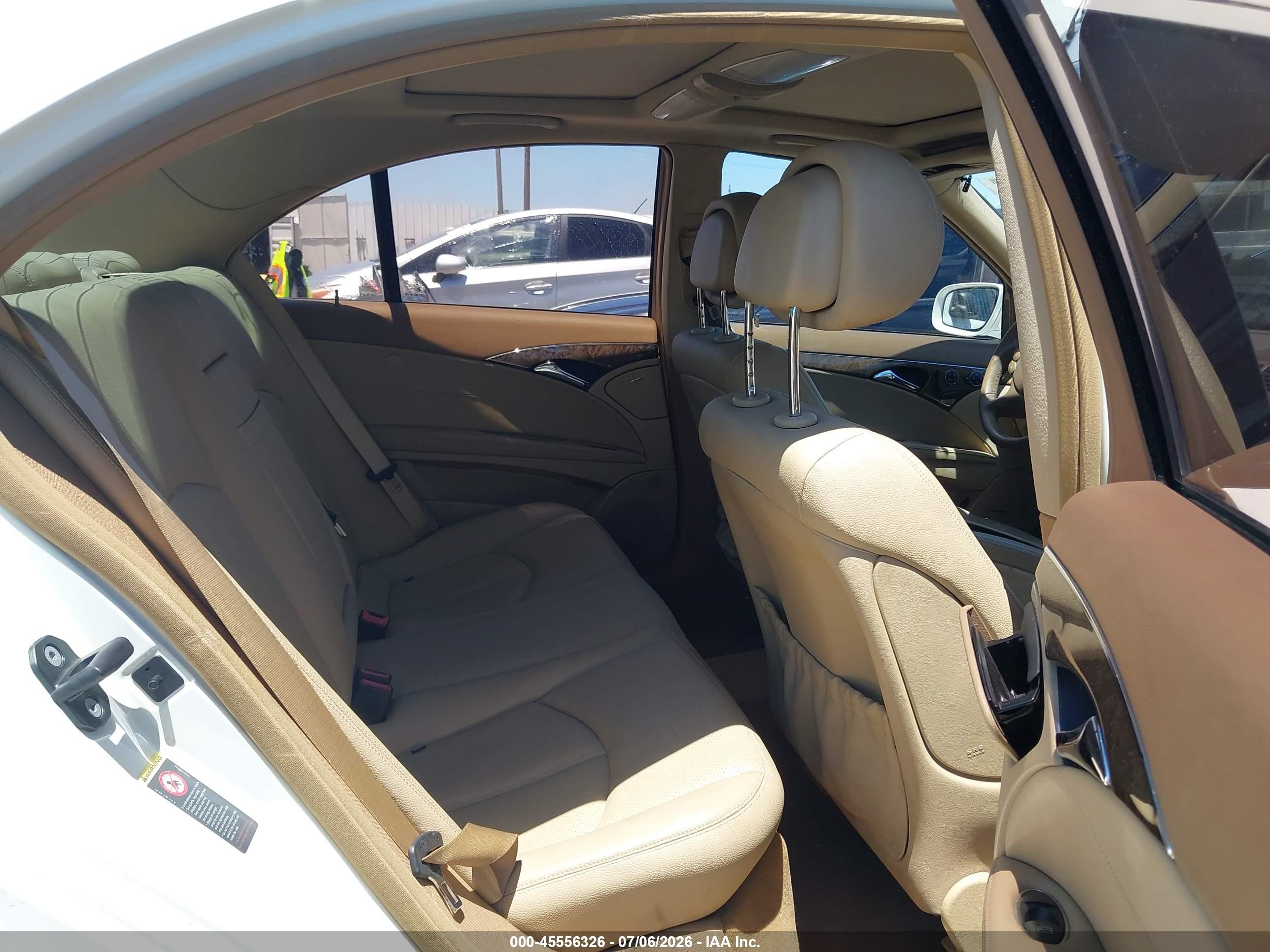 2009 Mercedes-benz E 350   White vin: WDBUF56X59B417101