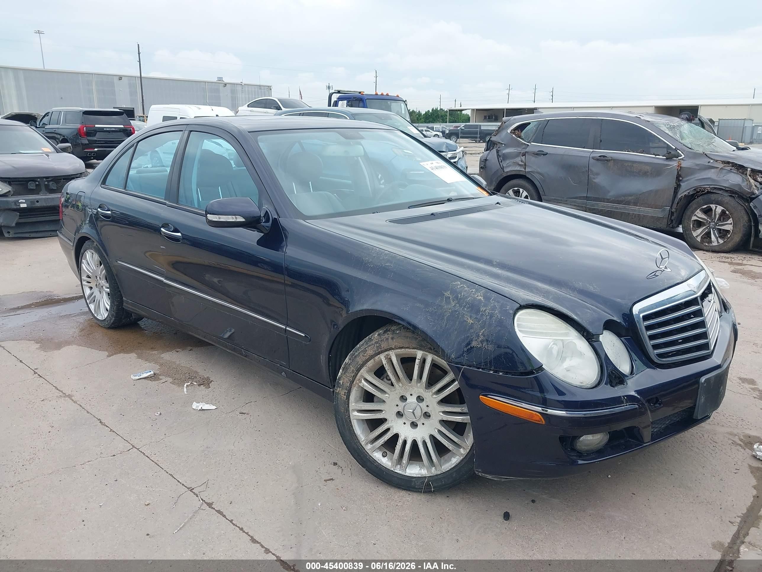 2007 Mercedes-benz E 350   Blue vin: WDBUF56X67B079415