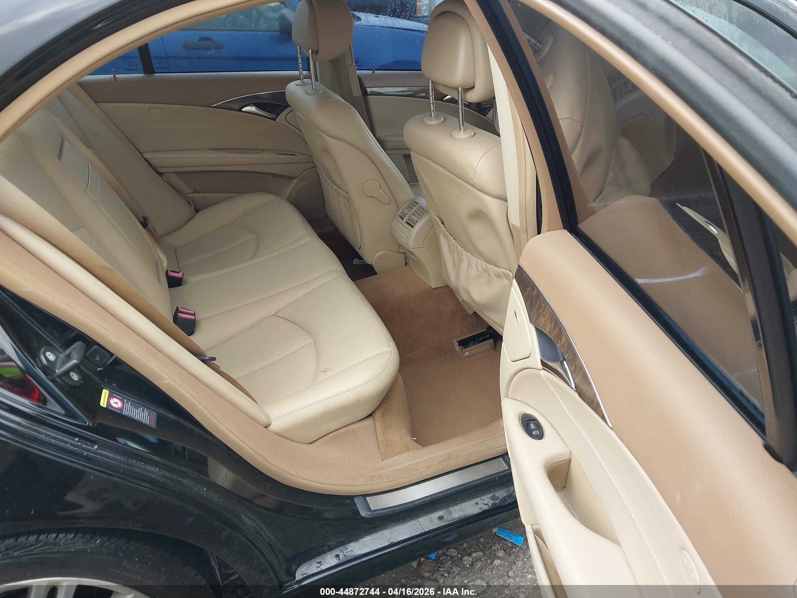 2007 Mercedes-benz E 350   Black vin: WDBUF56X67B094352