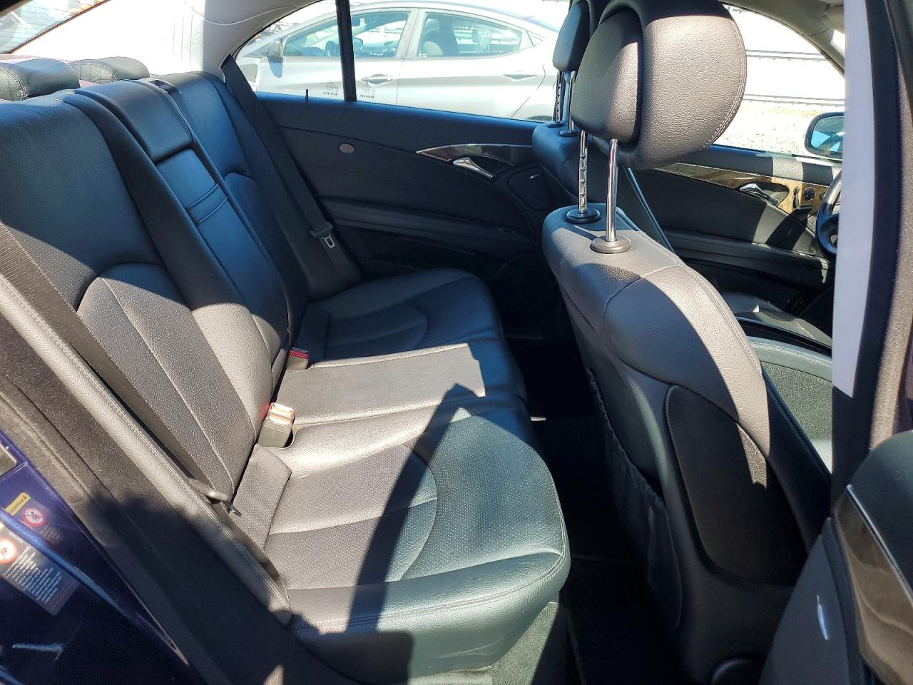 2008 Mercedes-benz E 350 Blue vin: WDBUF56X68B221229