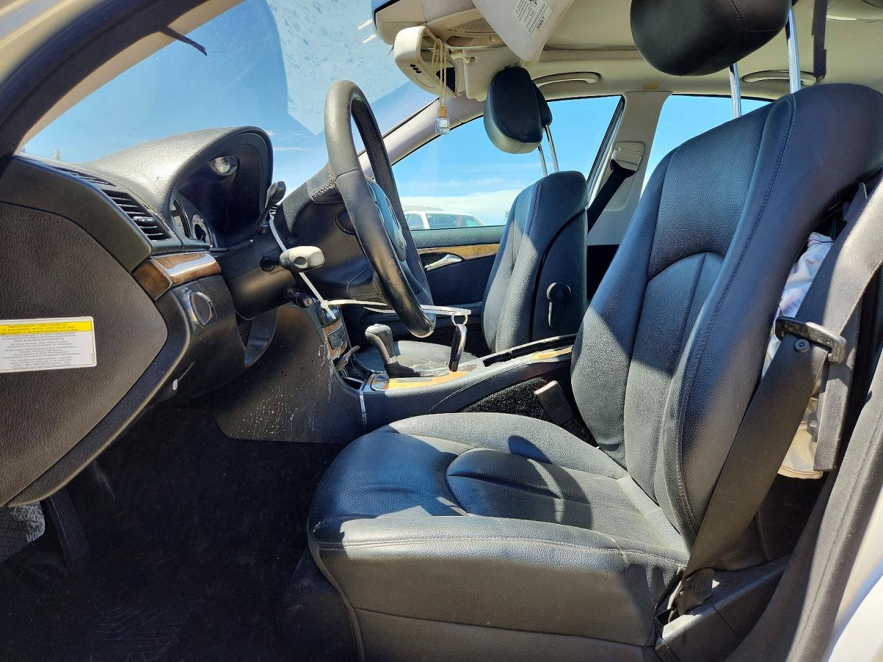 2008 Mercedes-benz E 350 Silver vin: WDBUF56X68B259799