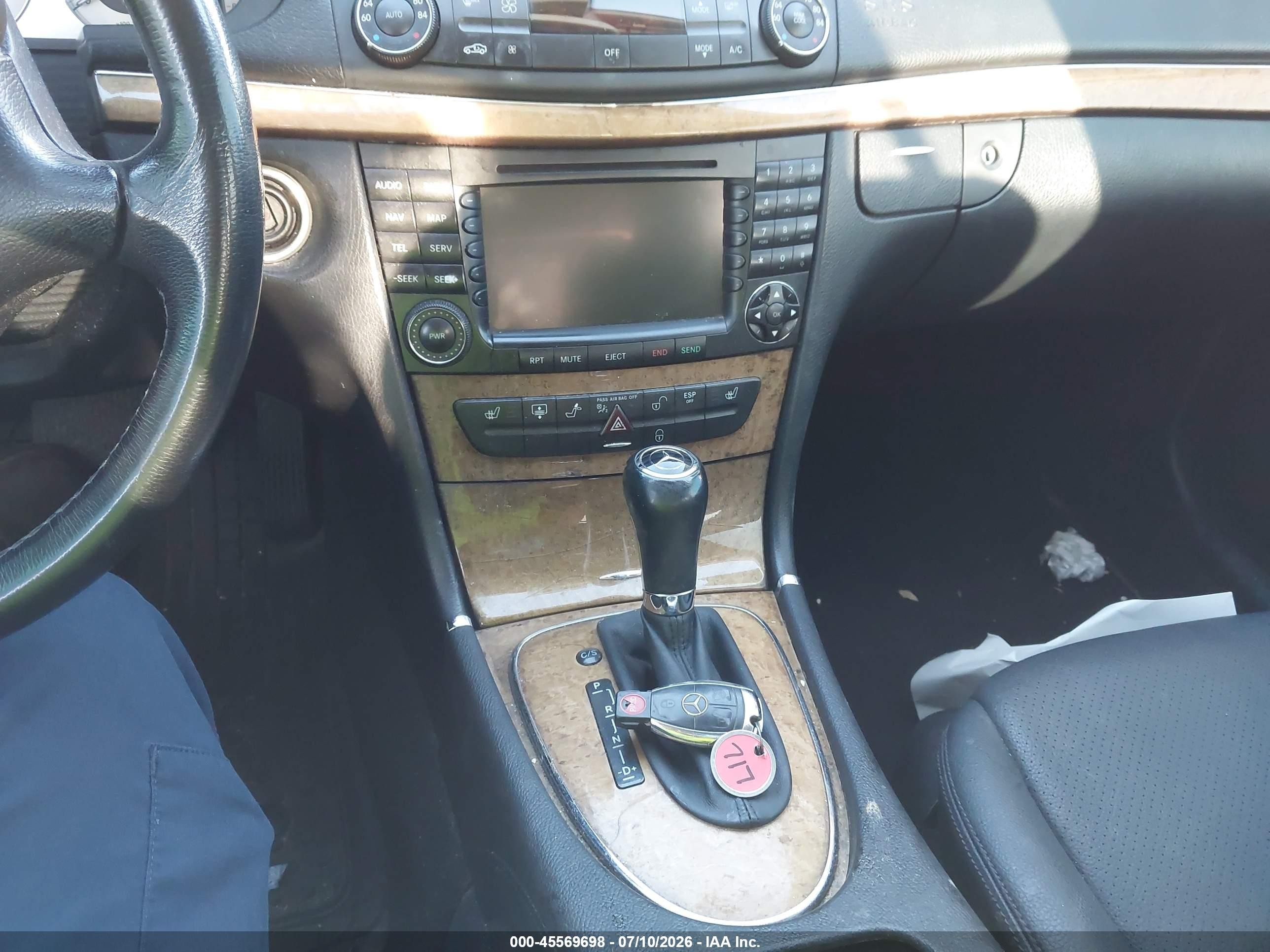 2008 Mercedes-benz E 350   White vin: WDBUF56X68B334968