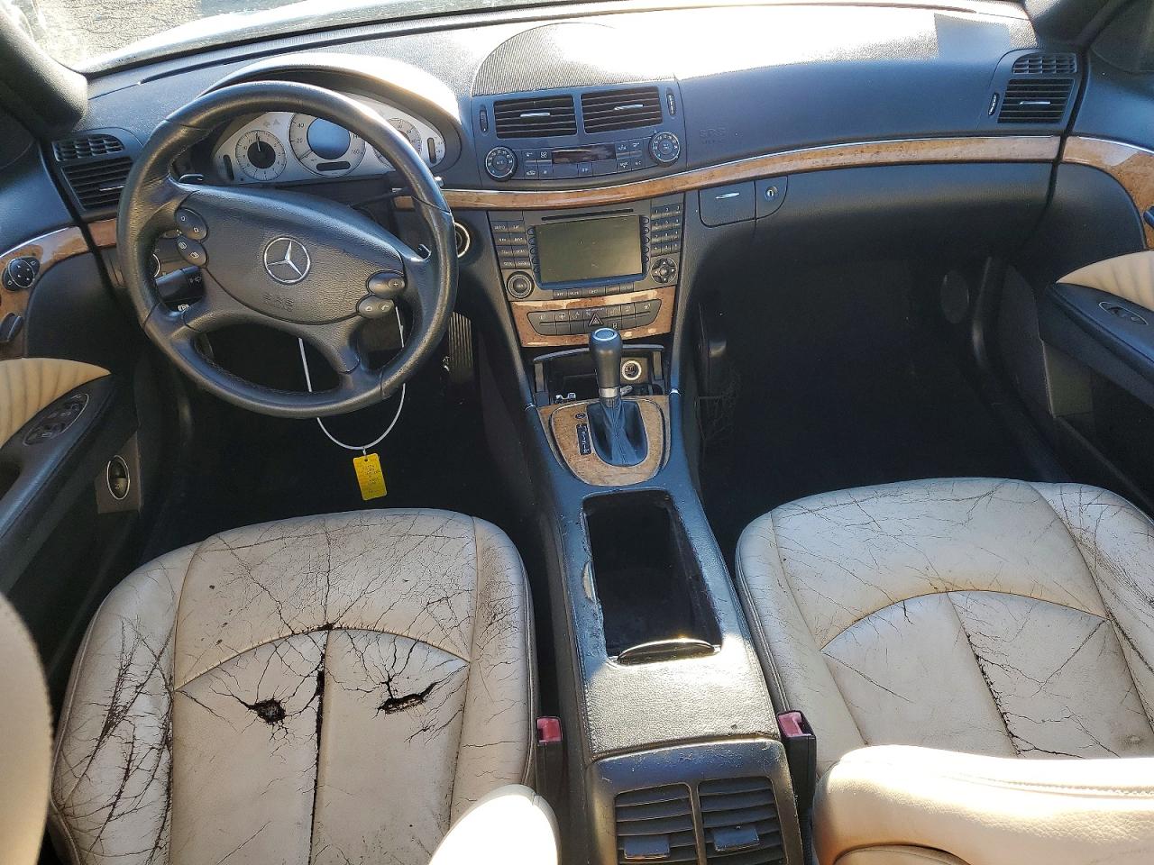 2008 Mercedes-benz E 350 White vin: WDBUF56X68B353097