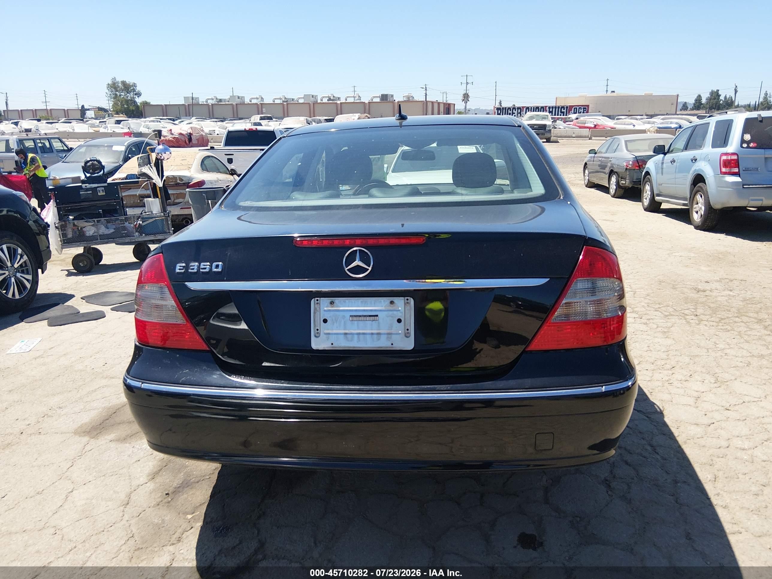 2007 Mercedes-benz E 350   Black vin: WDBUF56X77B091475