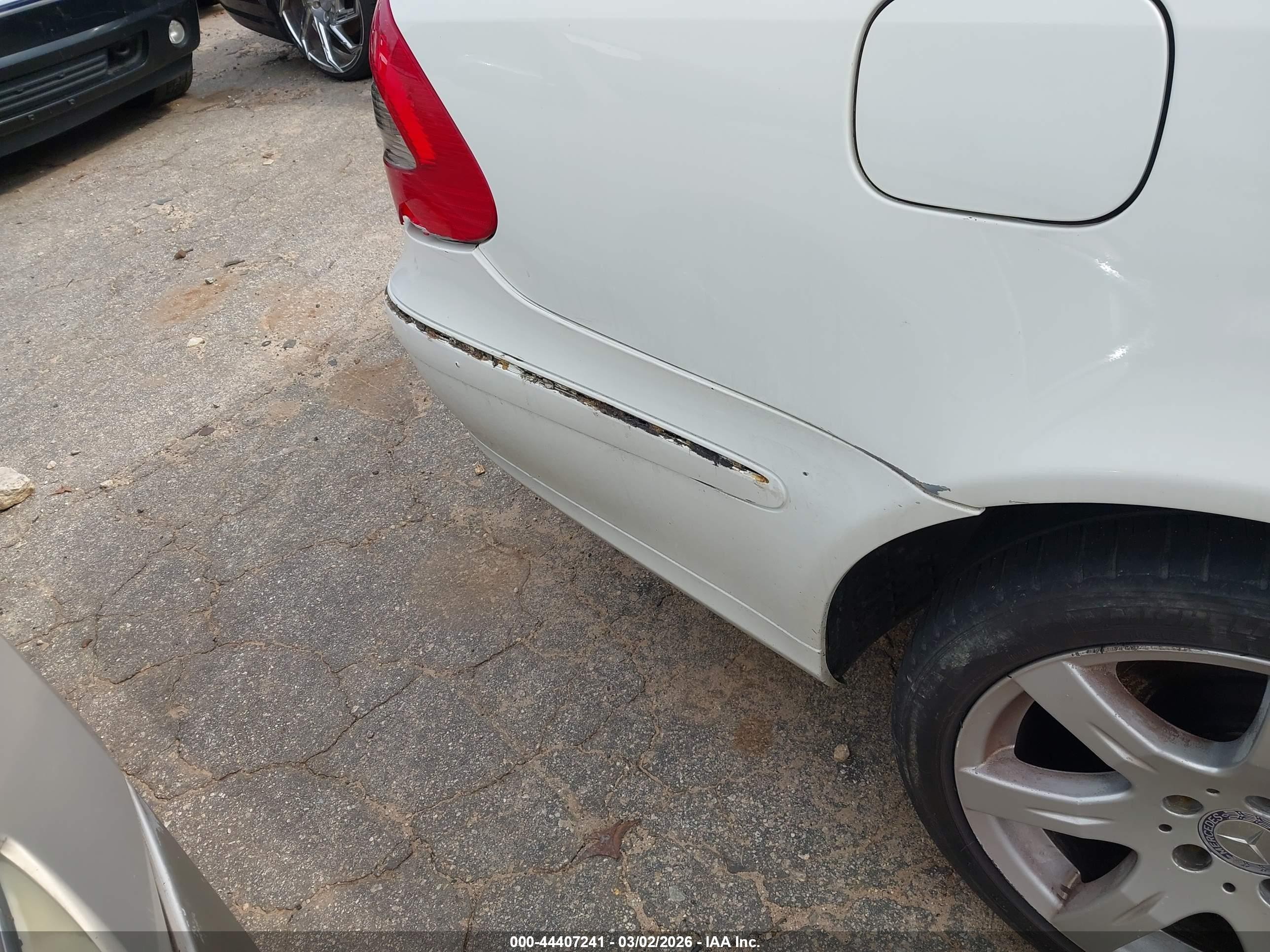 2007 Mercedes-benz E 350   Белый vin: WDBUF56X77B099205