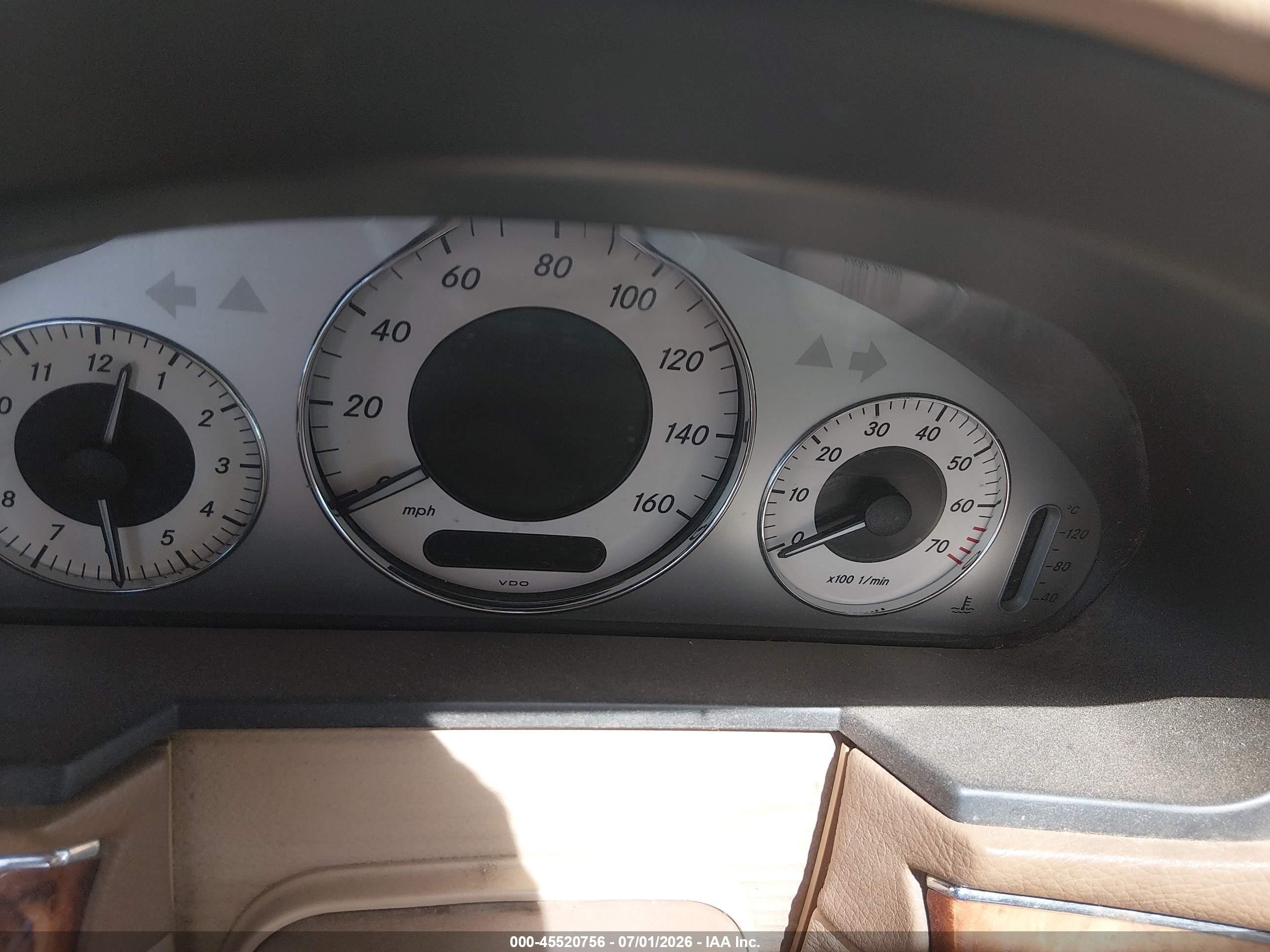 2008 Mercedes-benz E 350   Blue vin: WDBUF56X78B250366