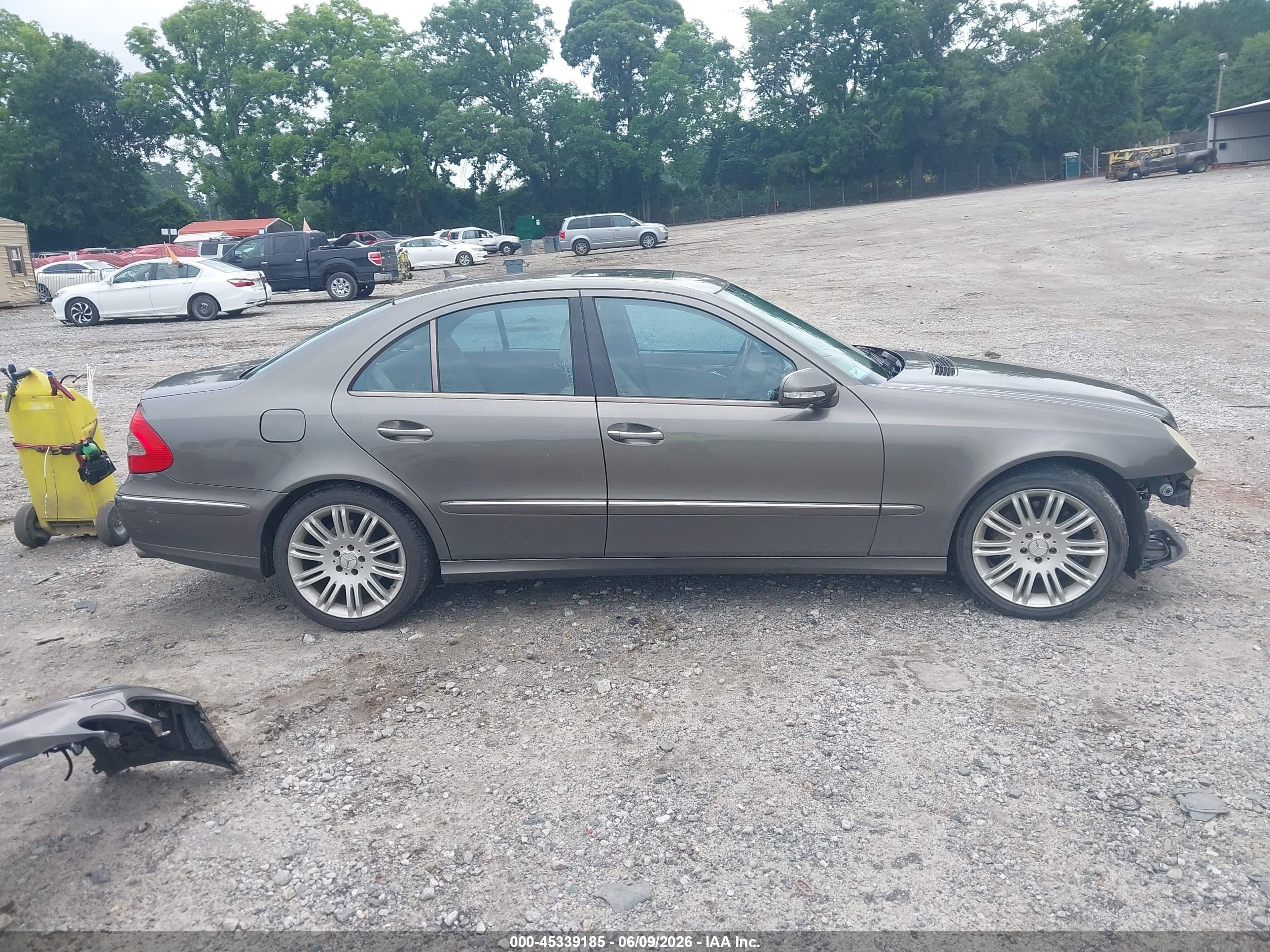 2008 Mercedes-benz E 350   Brown vin: WDBUF56X78B358793