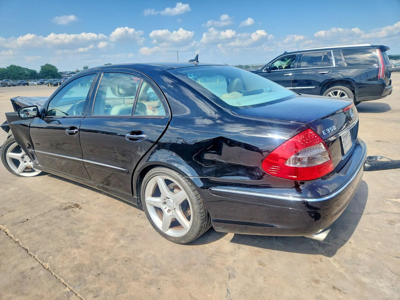2008 Mercedes-benz E 350 Black vin: WDBUF56X88B188301